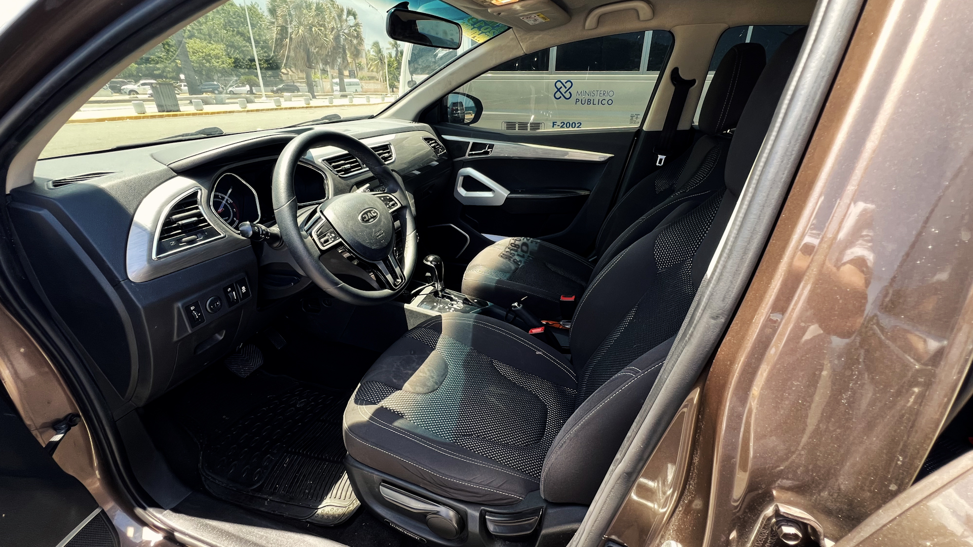 jeepetas y camionetas - JAC S2  LUXURY 2WD 7