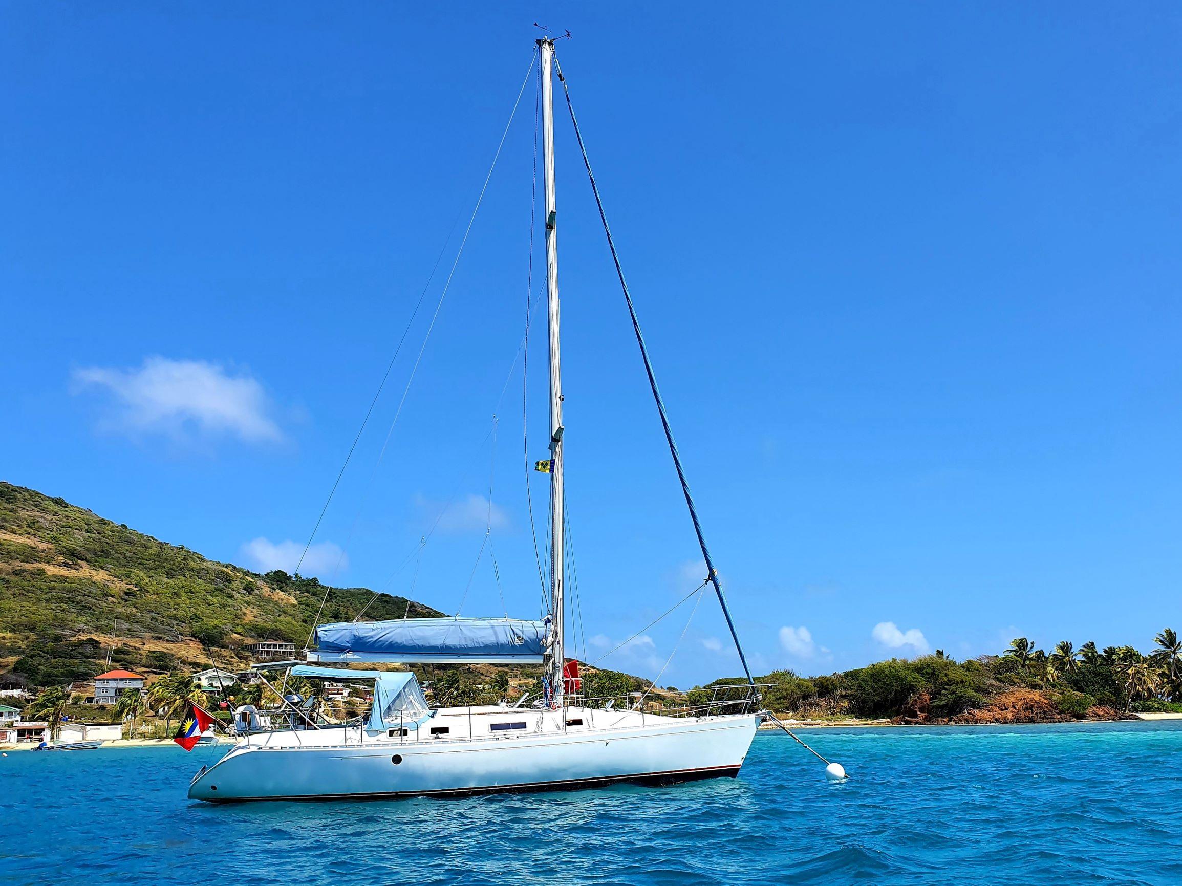 botes - Velero Barco De Vela Beneteau Moorings 38 Luperon 0