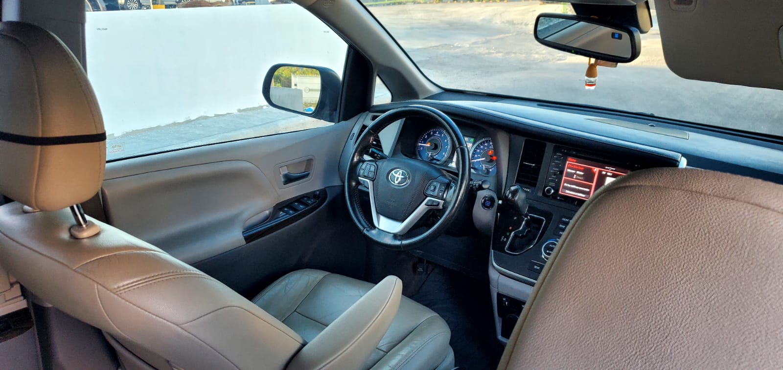 carros - Vendo toyota sienna 2018 XLE full 3