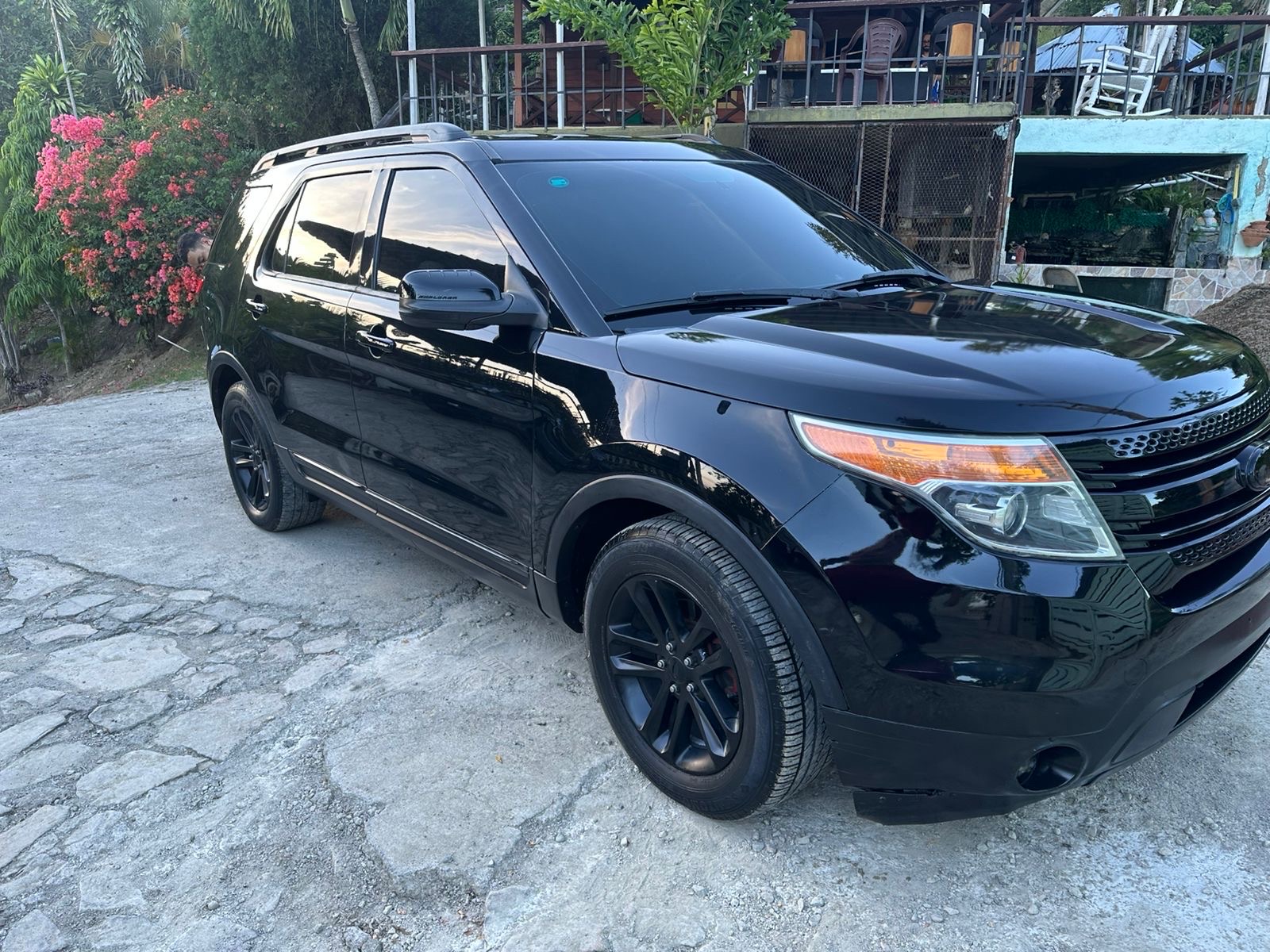 jeepetas y camionetas - se vende Ford Explorer año 2012 1
