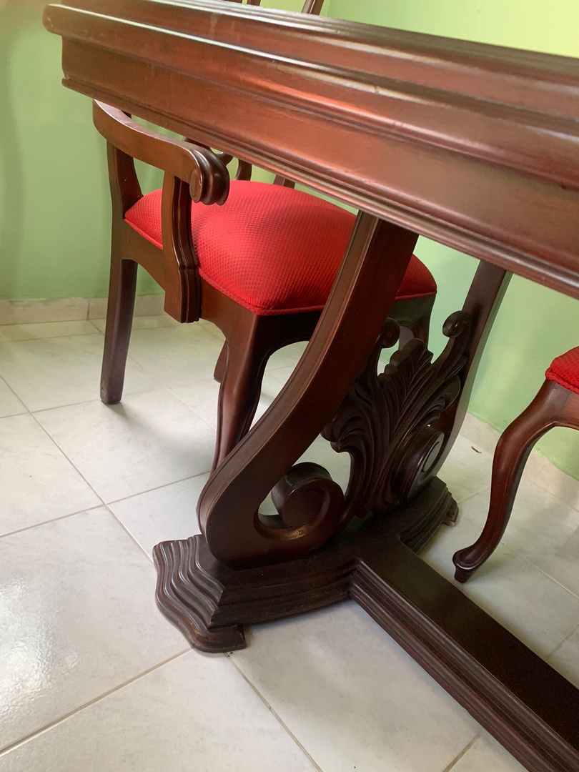 muebles y colchones - Comedor en Caoba de Seis Sillas  4