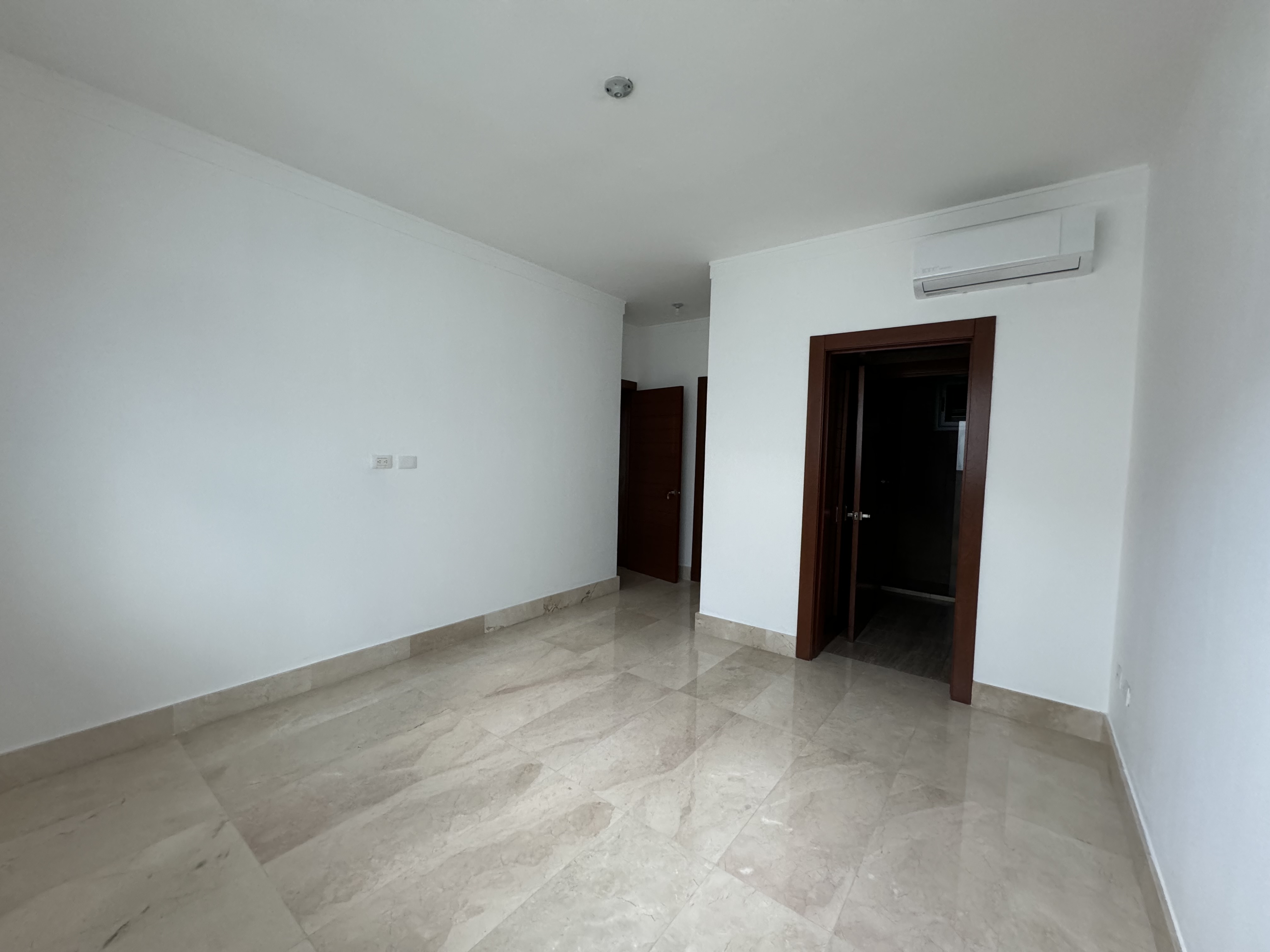 apartamentos - Apartamento en La Esmeralda  4