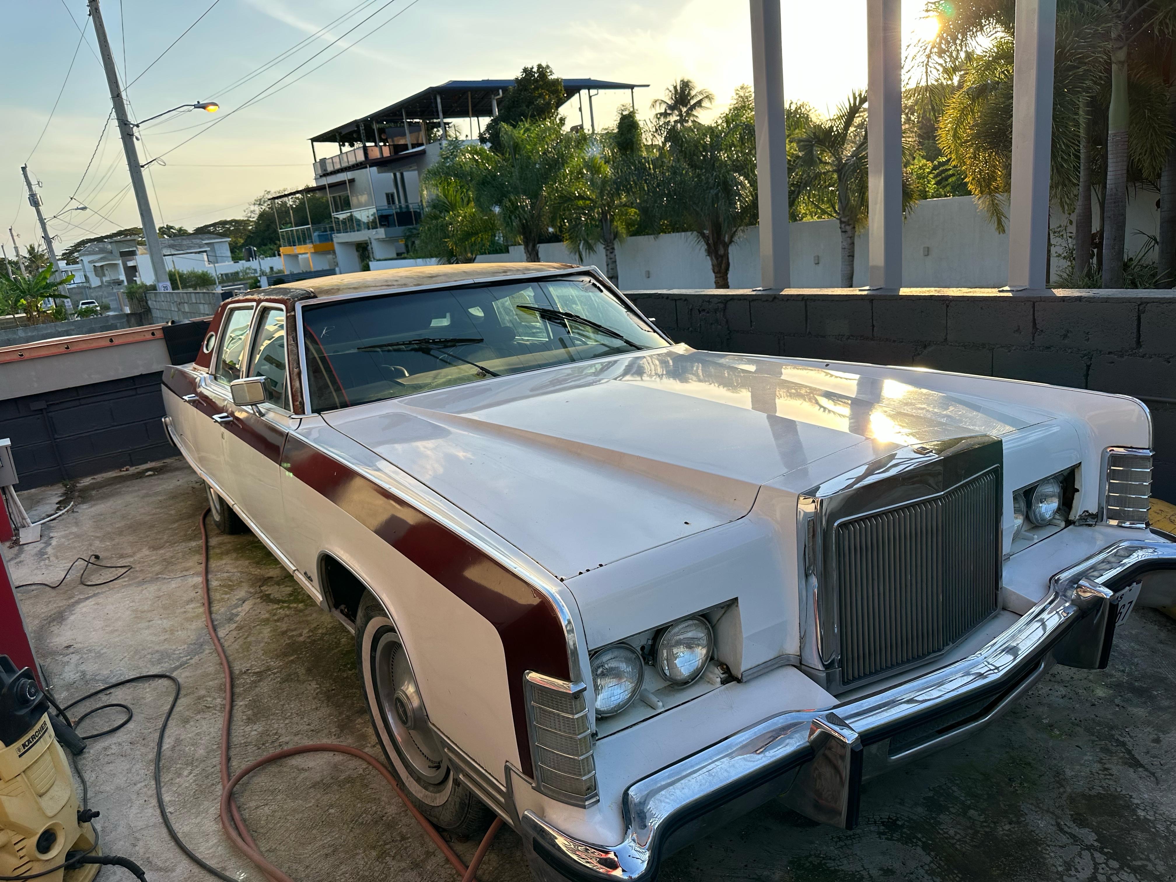 carros - LINCOLN TOWN CAR 1977 1
