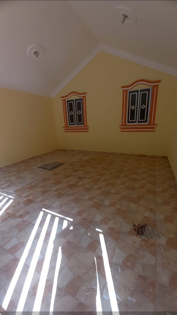 casas - CASA EN VENTA EN SANTIAGO DE LOS CABALLEROS POR LA ZONA DEL JARDÍN BOTÁNICO  2