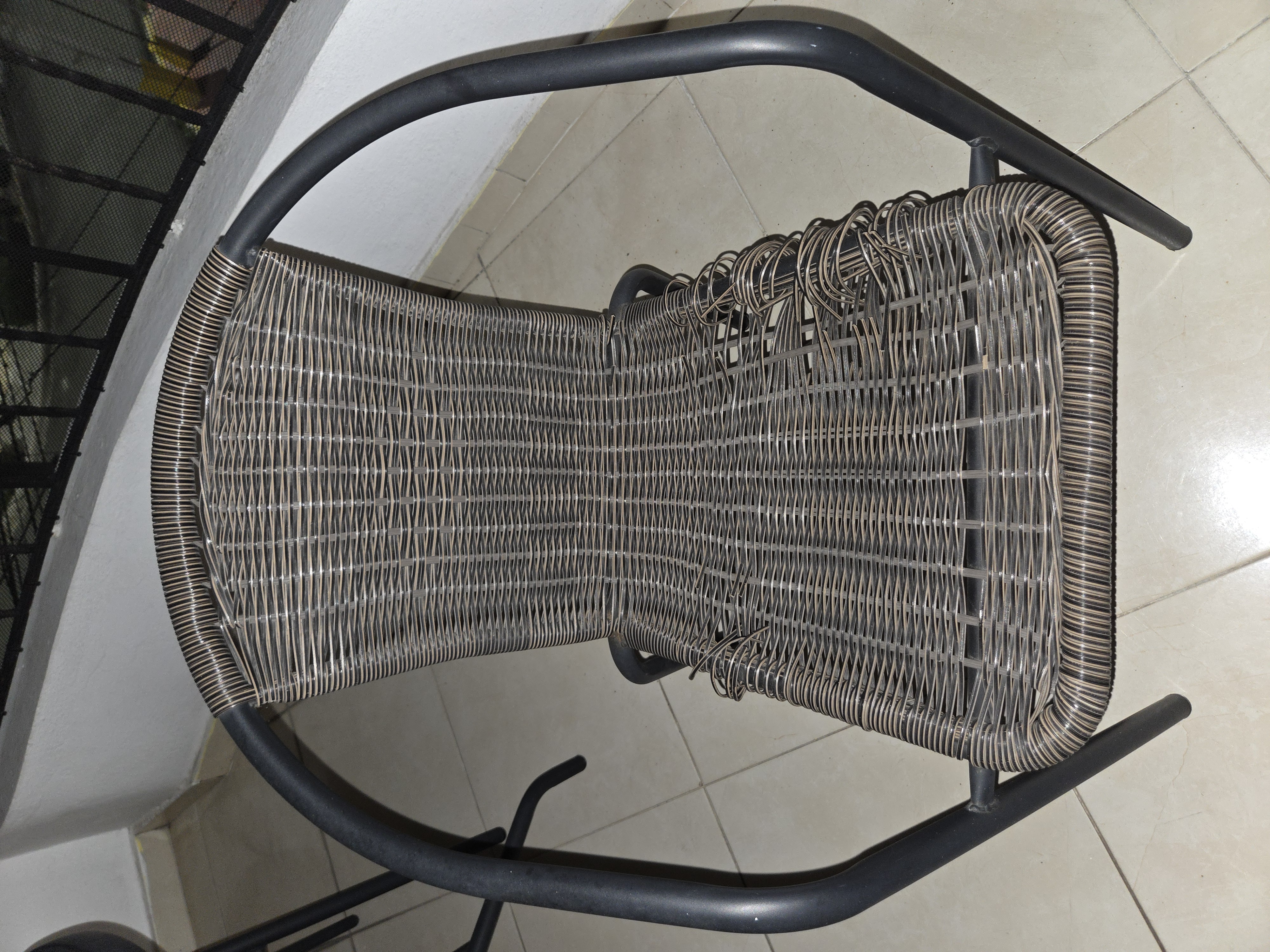 muebles y colchones - Sillas tipo bistró de exterior, precio cada silla 0