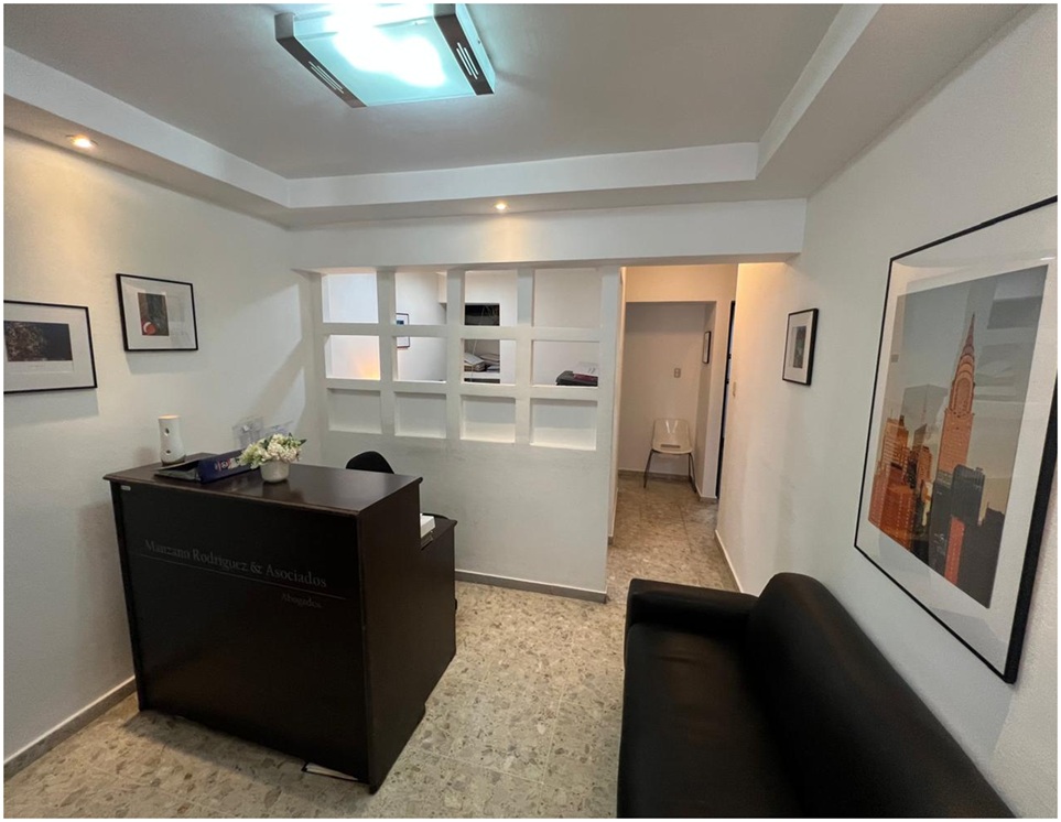 oficinas y locales comerciales - LOCAL DE OFICINAS EN ENSANCHE NACO, 74 Mts.2, 3er. NIVEL