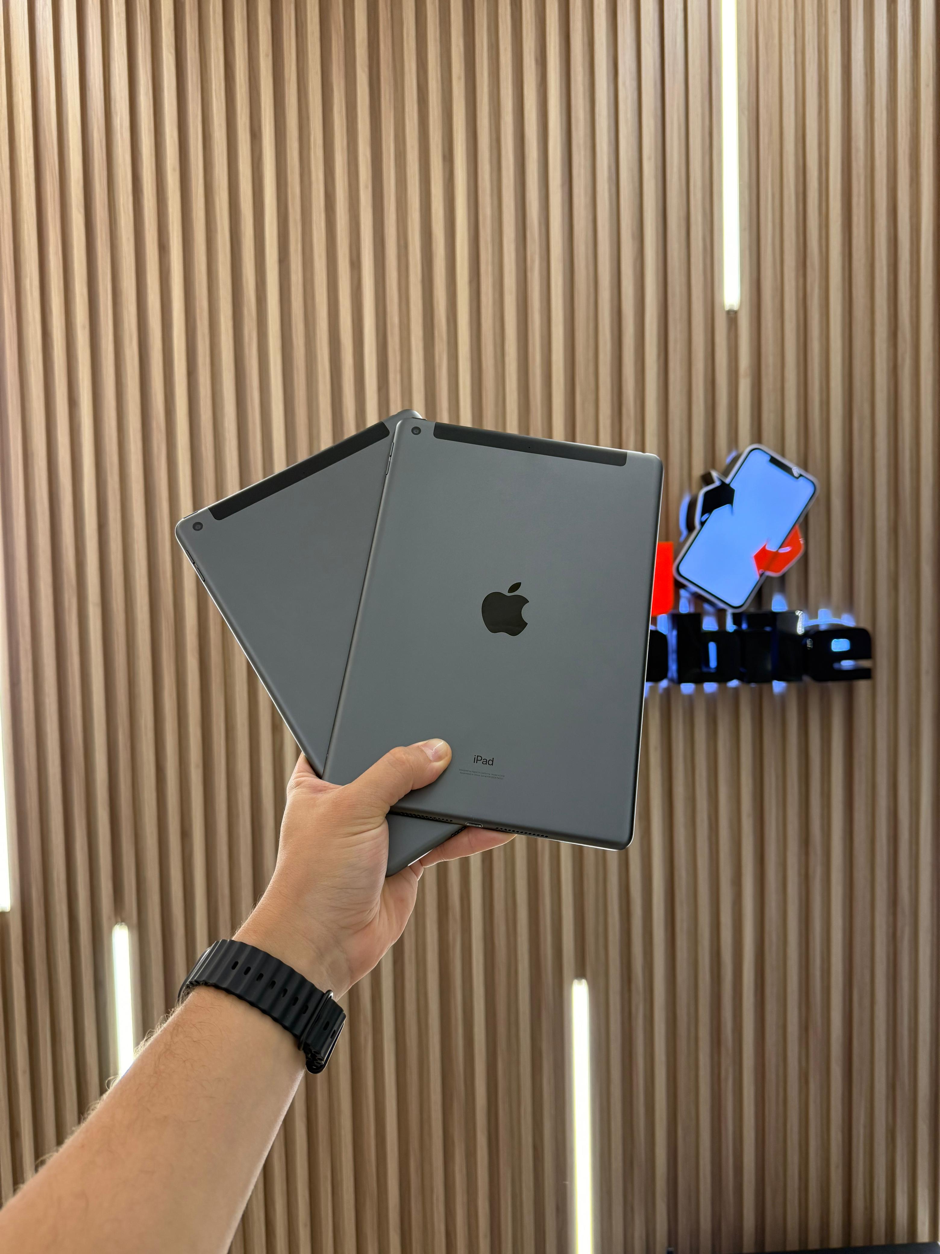 celulares y tabletas - iPAD 8VA GEN 32GB WIFI+CELL (TOMA CHIP)