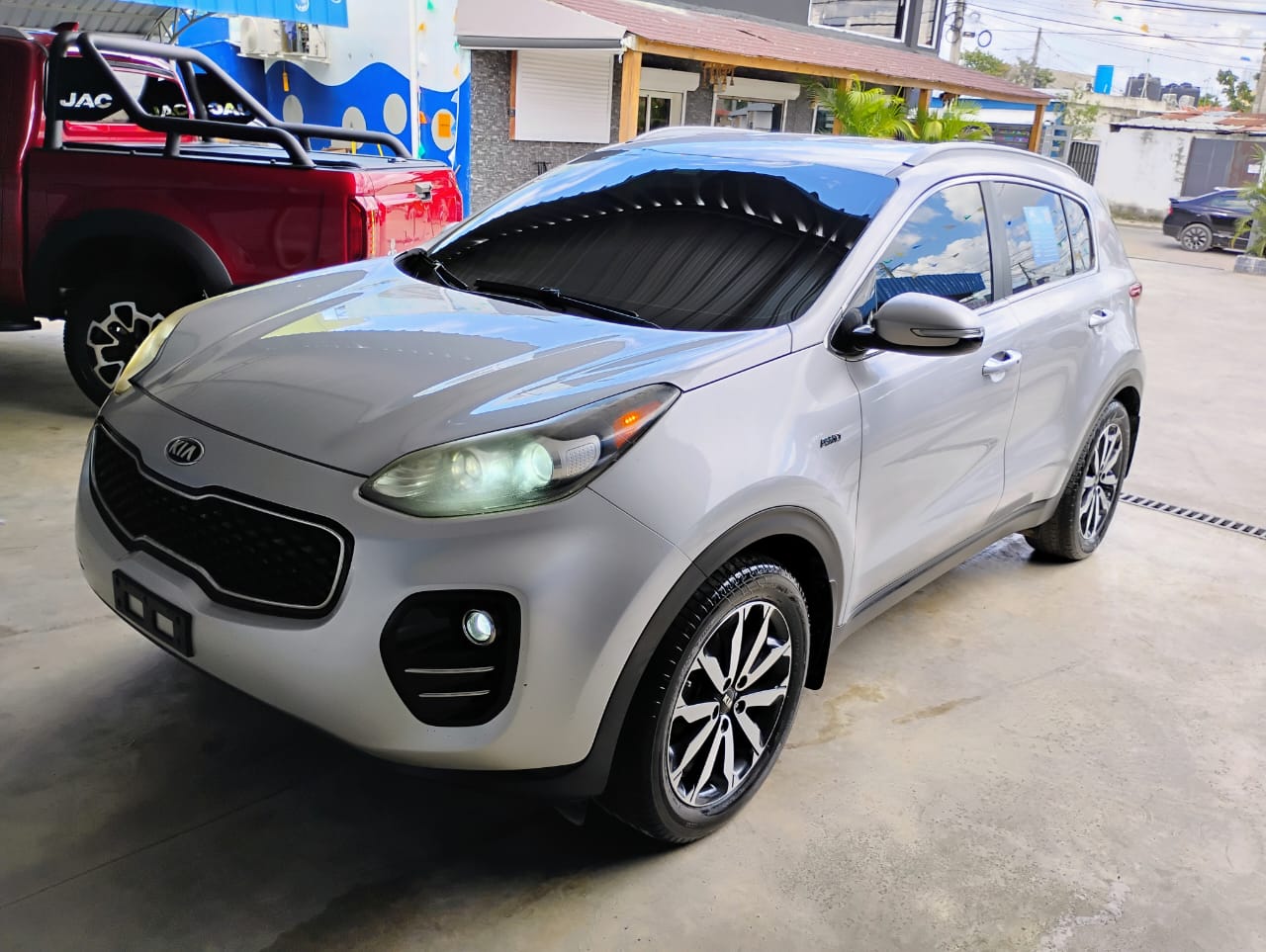 jeepetas y camionetas - Kia Sportage 2018 excelente condiciones