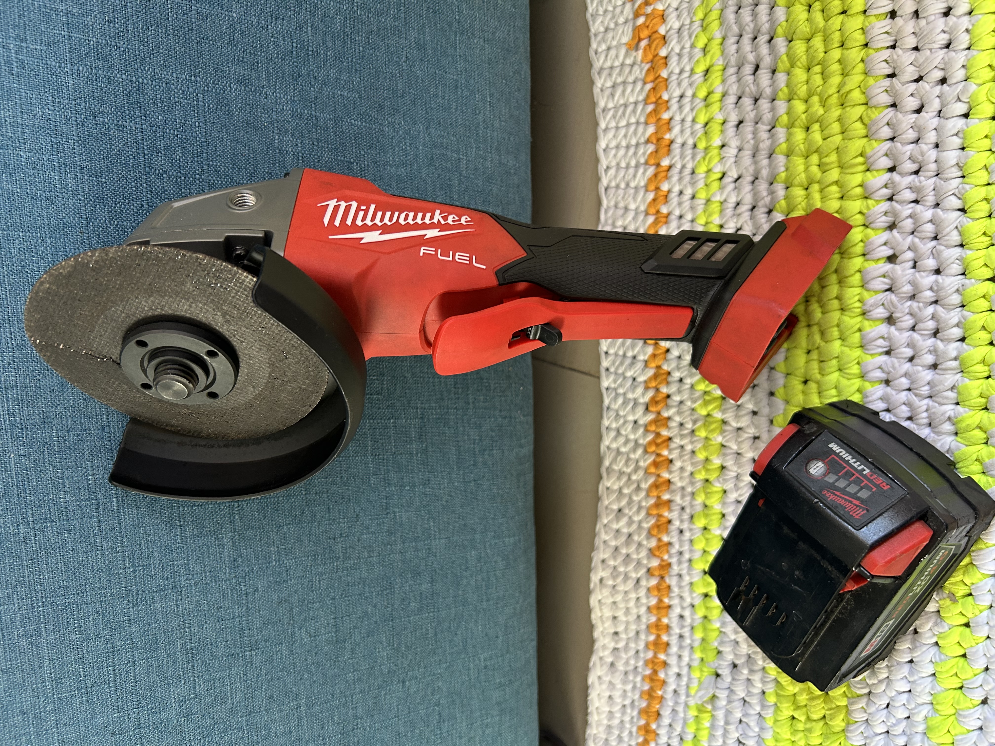 equipos profesionales - Amoladora angular inalámbrica (Milwaukee M18 FUEL  1