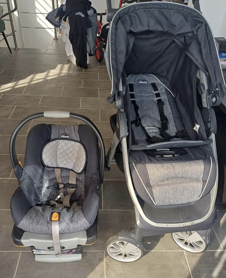 coches y sillas - Silla de bebé con base y coche  0