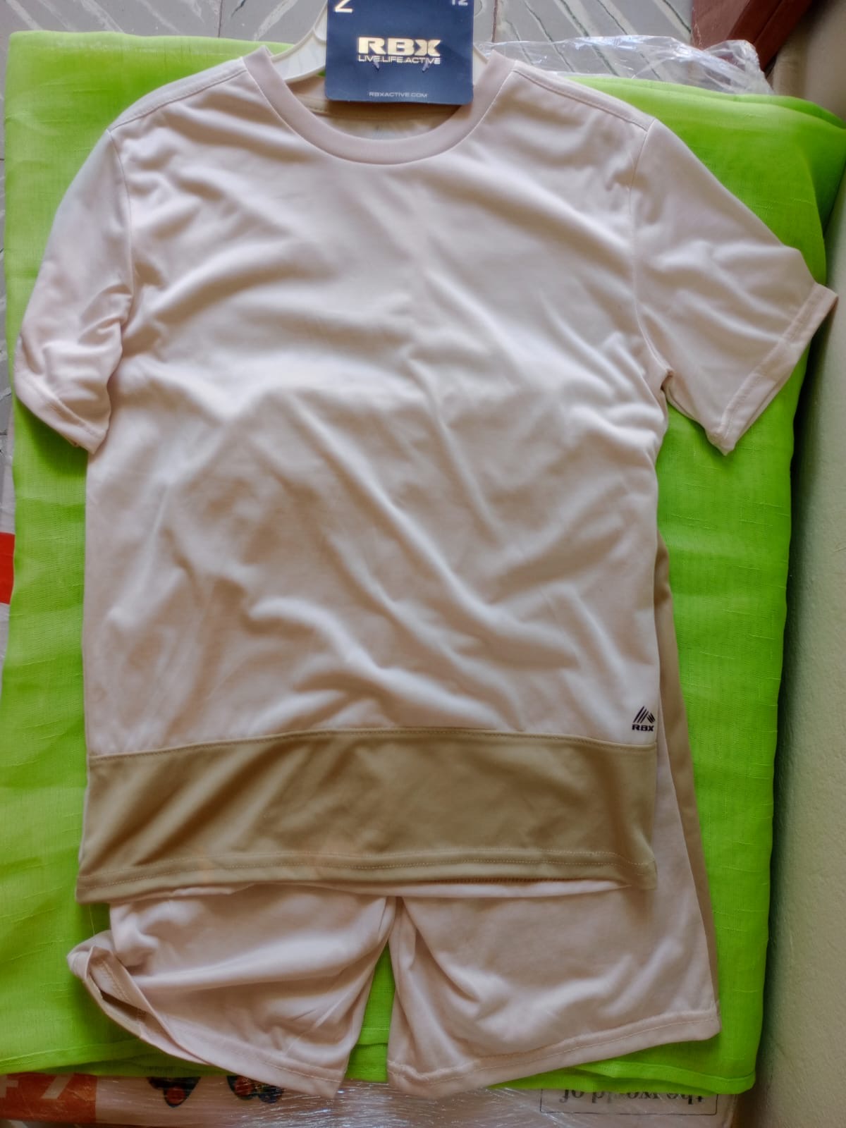 ropa y zapatos - Caja de ropa de niños 4