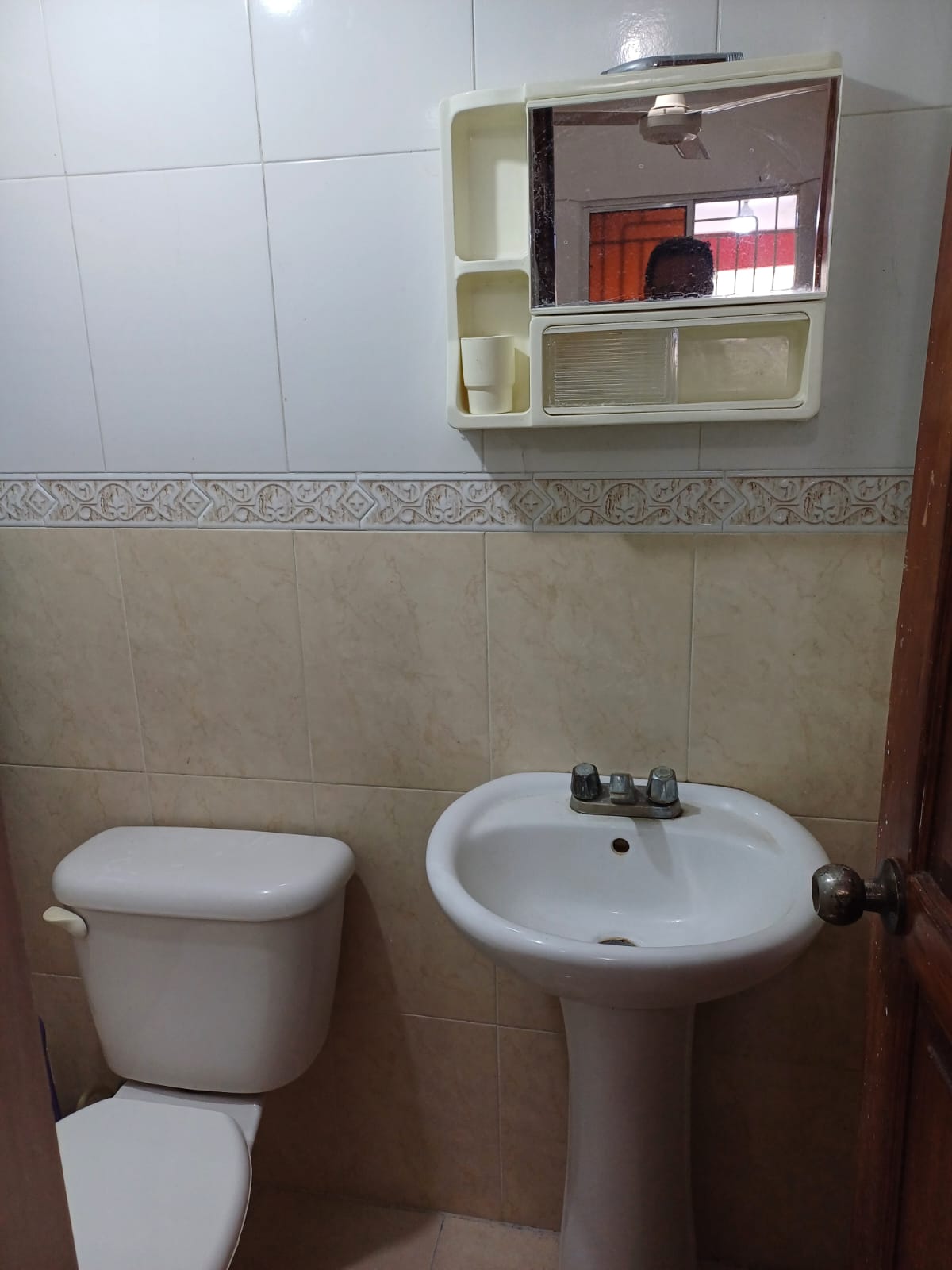 habitaciones y viviendas compartidas - Alquiler habitacion El Josue de Herrera 1