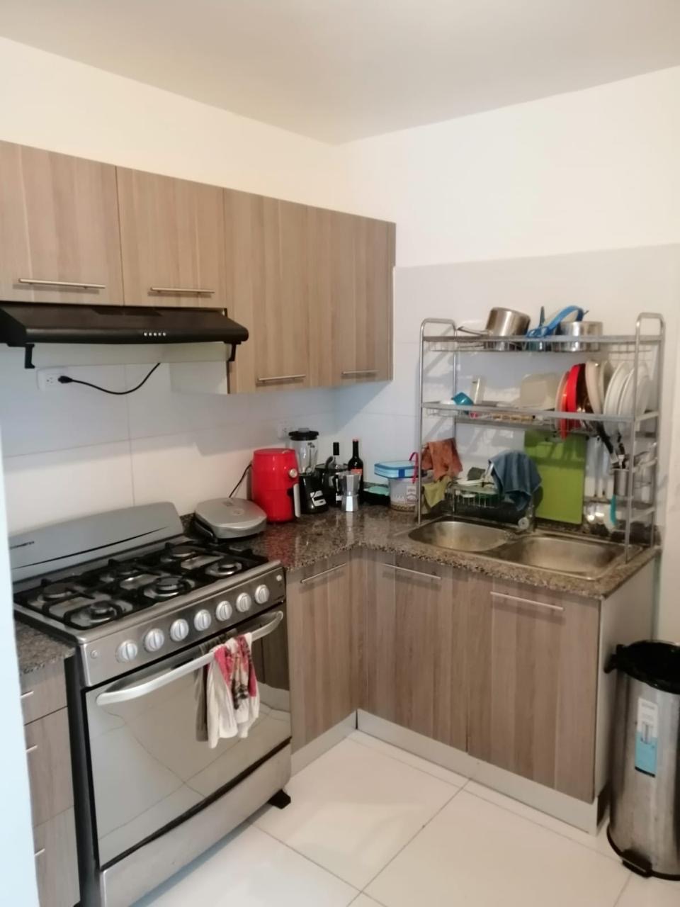 apartamentos - Vendo de oportunidad apartamento en la jacobo 1