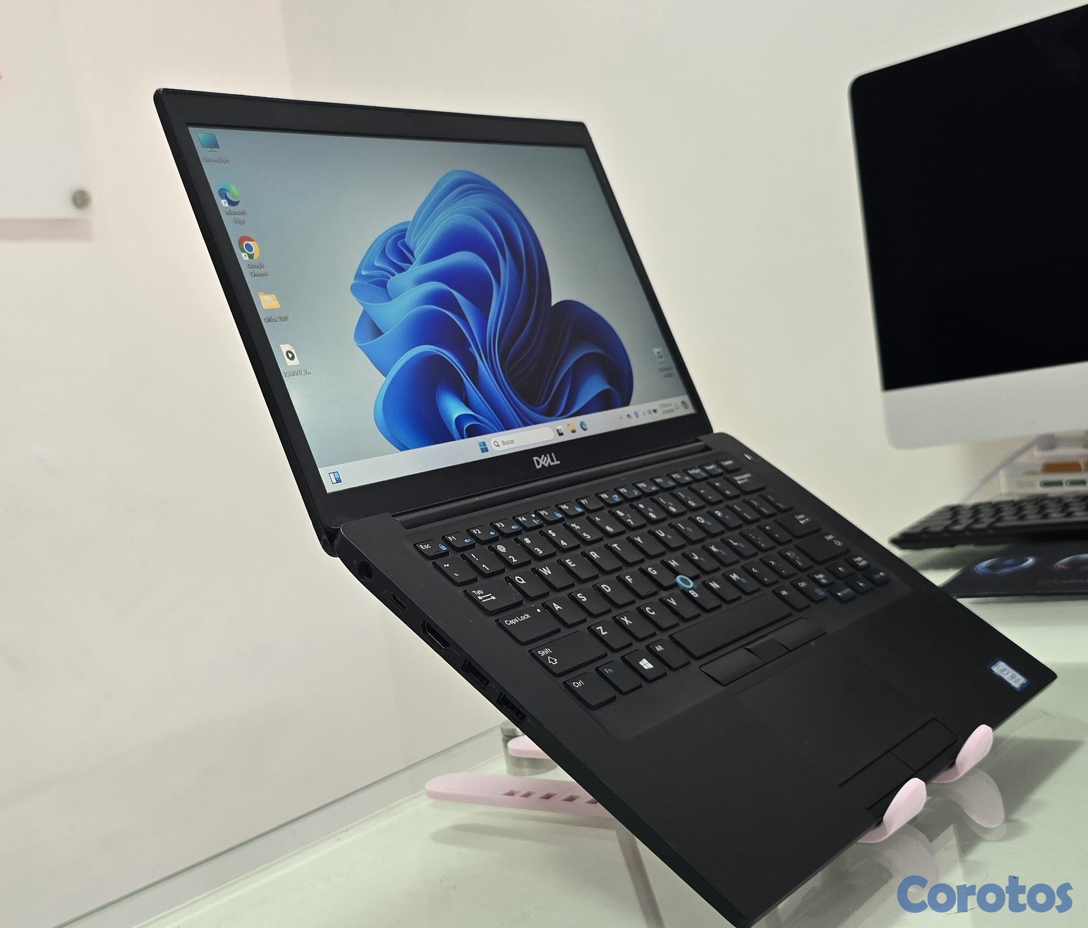 computadoras y laptops - Dell 7490 14 Pulg Core i7 8va Gen Ram 16gb ddr4 Disco 512gb SSD Video 8gb  2