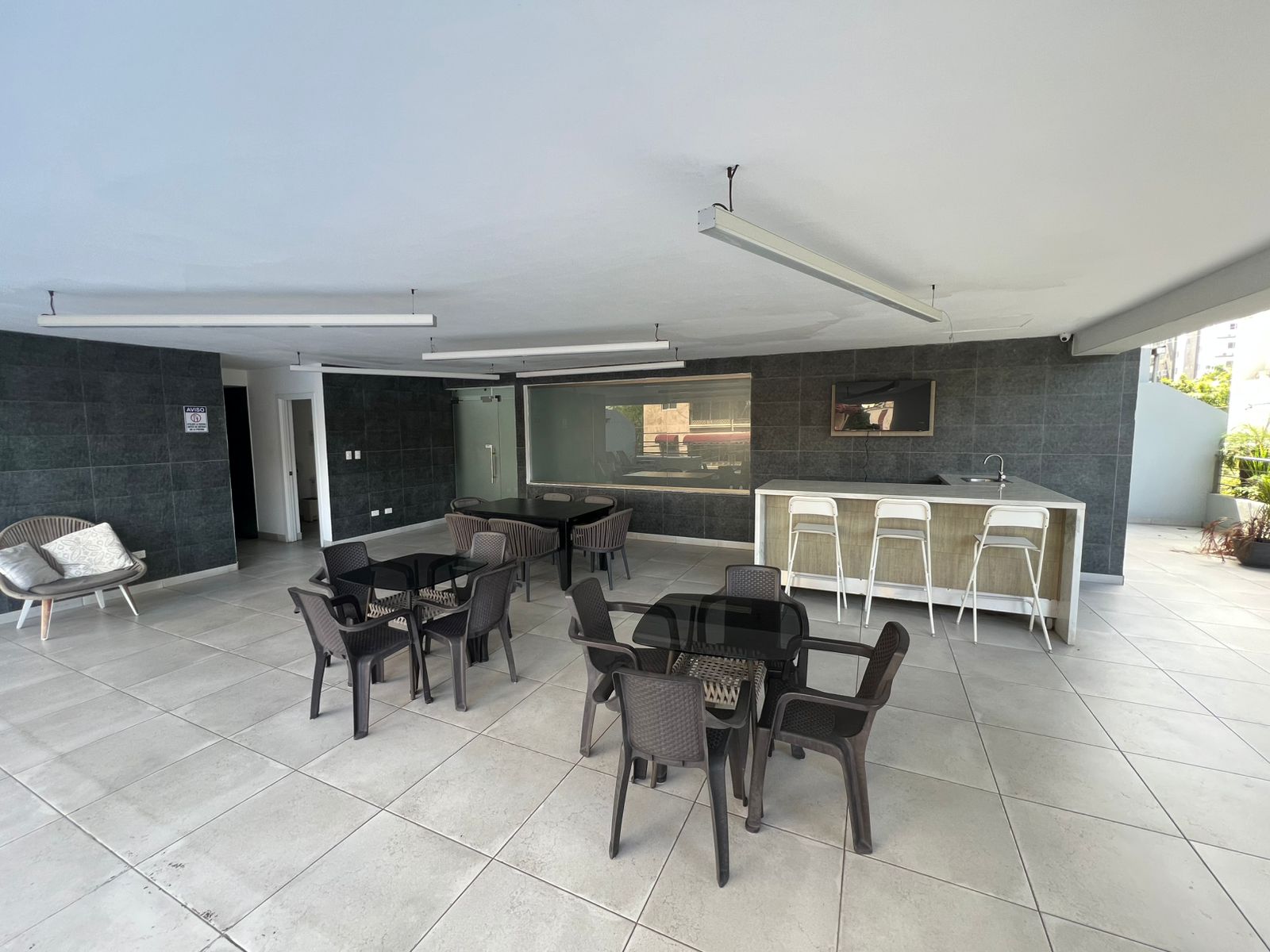 apartamentos - Vendo y alquilo apartamento en Evaristo Morales 2