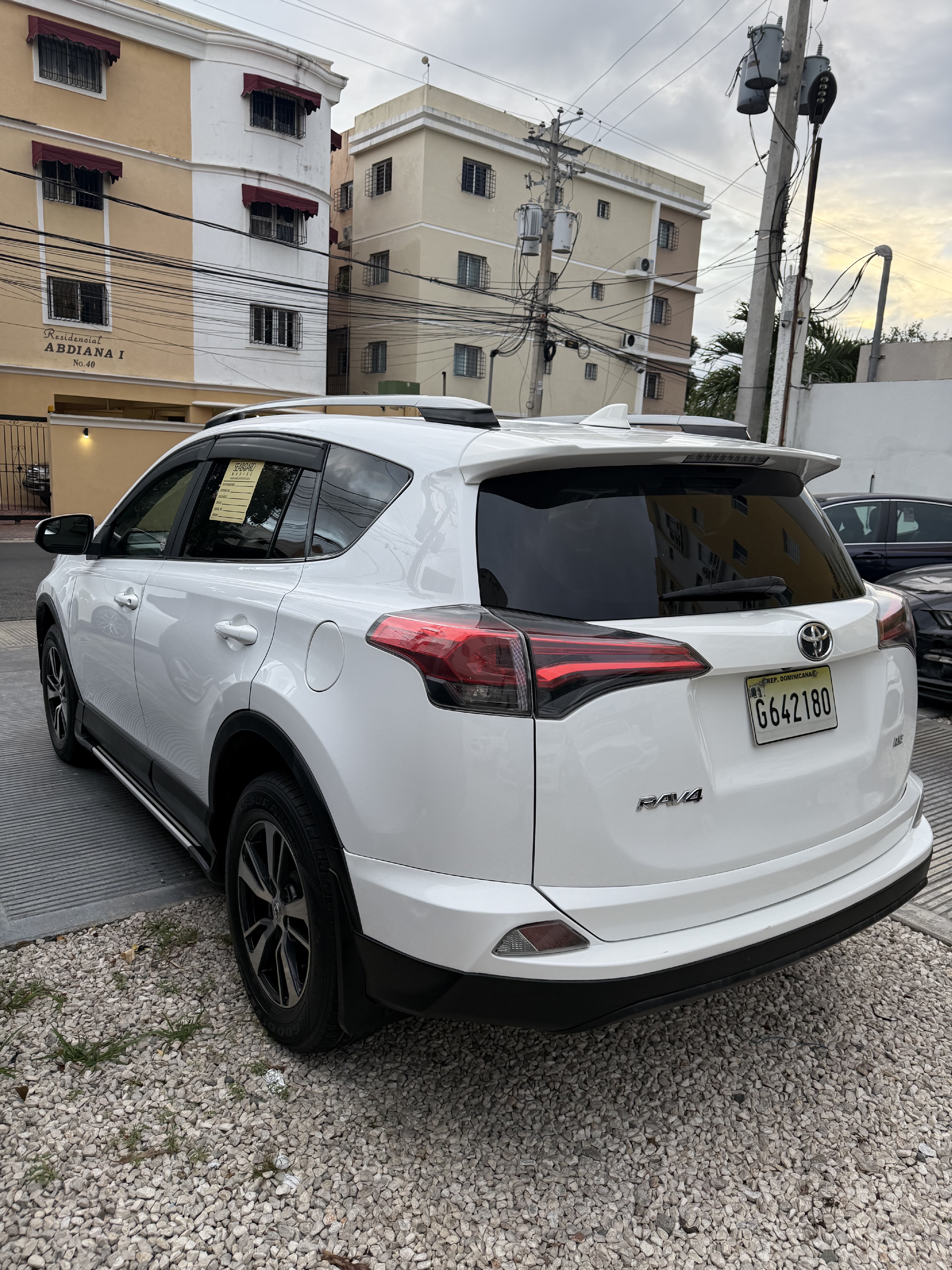 jeepetas y camionetas - Toyota Rav-4 3