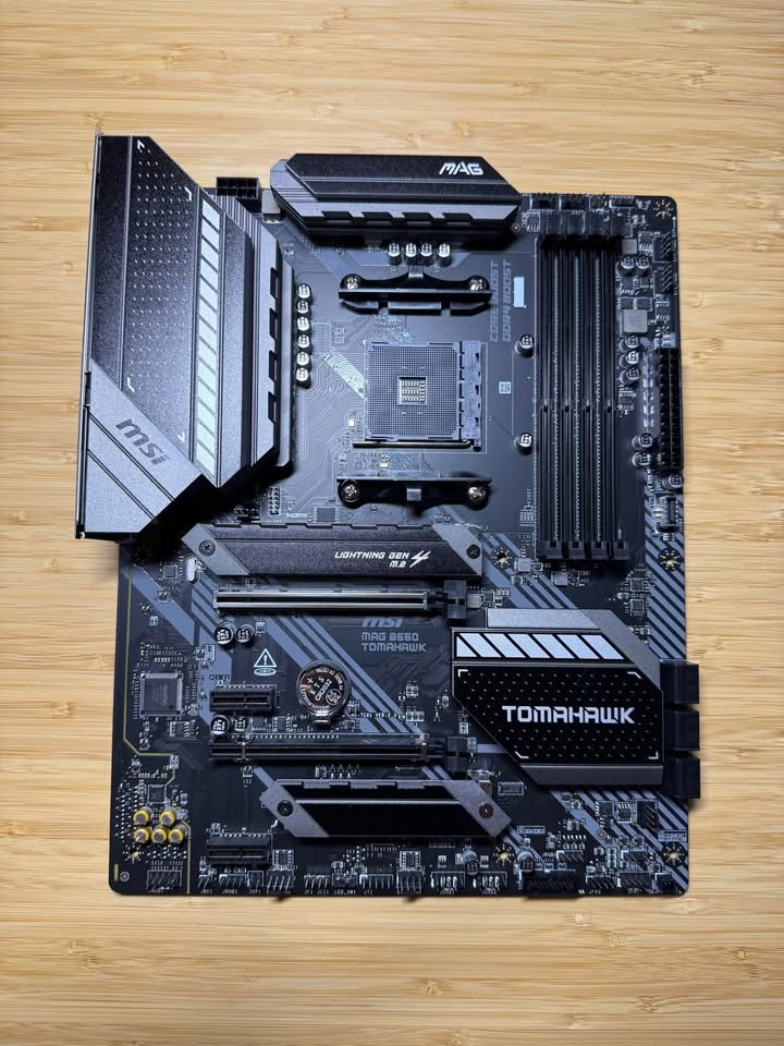 computadoras y laptops - Motherboard MSI B550 para AM4 1