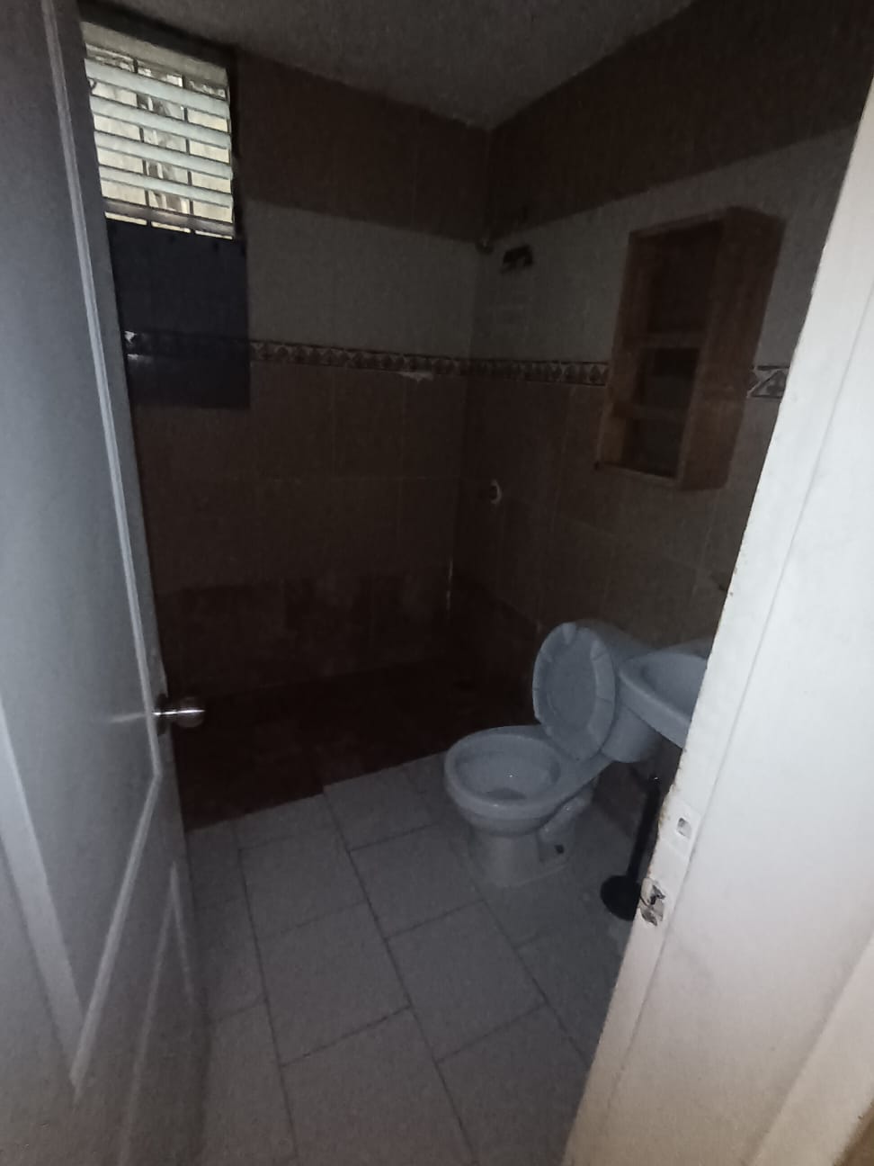 apartamentos - PROX A LA GOMEZ C, OVANDO ALQ ESTE APTO 2 HAB S C  5