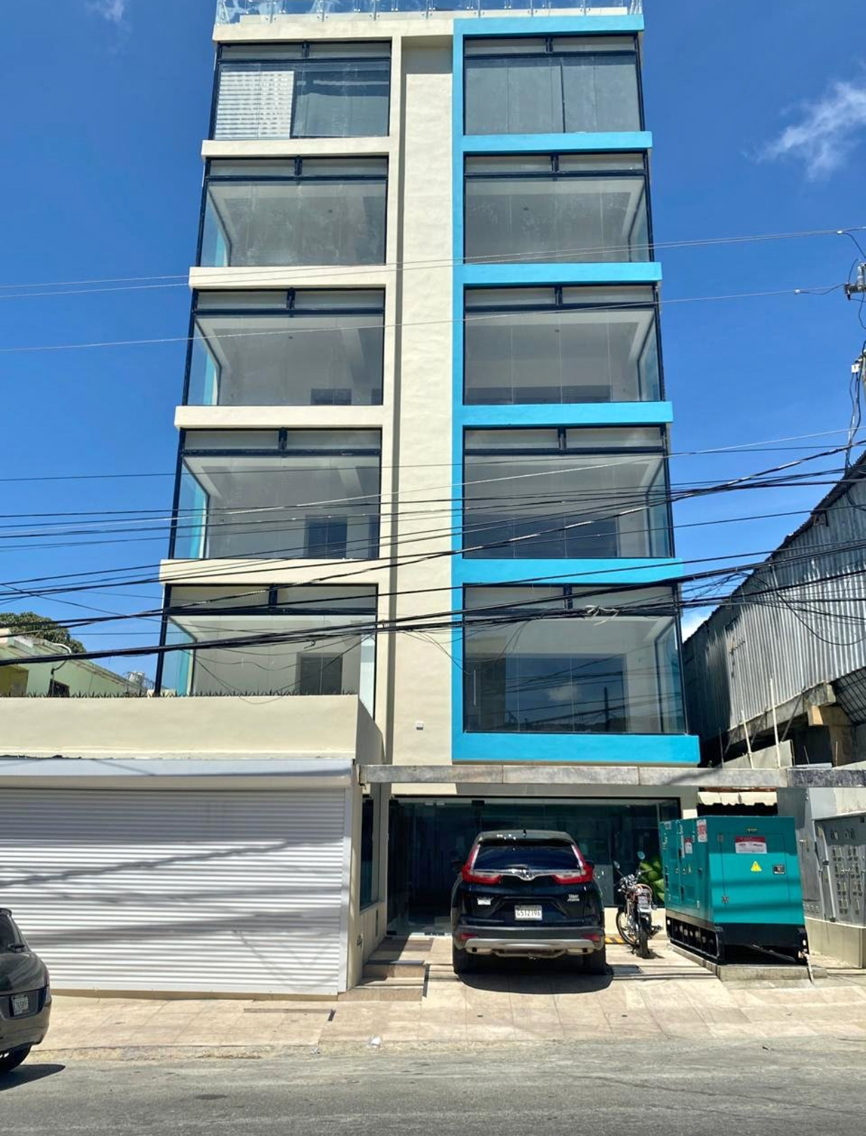 oficinas y locales comerciales - Local céntrico corporativo 7