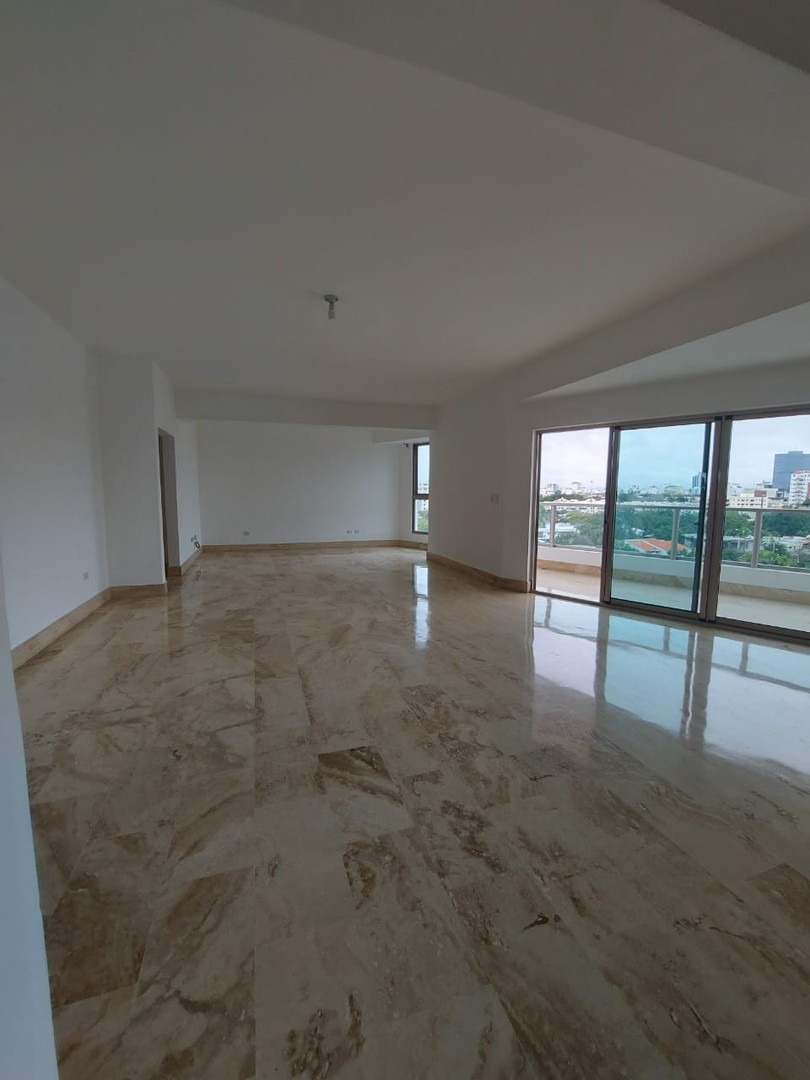 apartamentos -   TORRE AMPLIO  APARTAMENTO  IMPECABLE   1