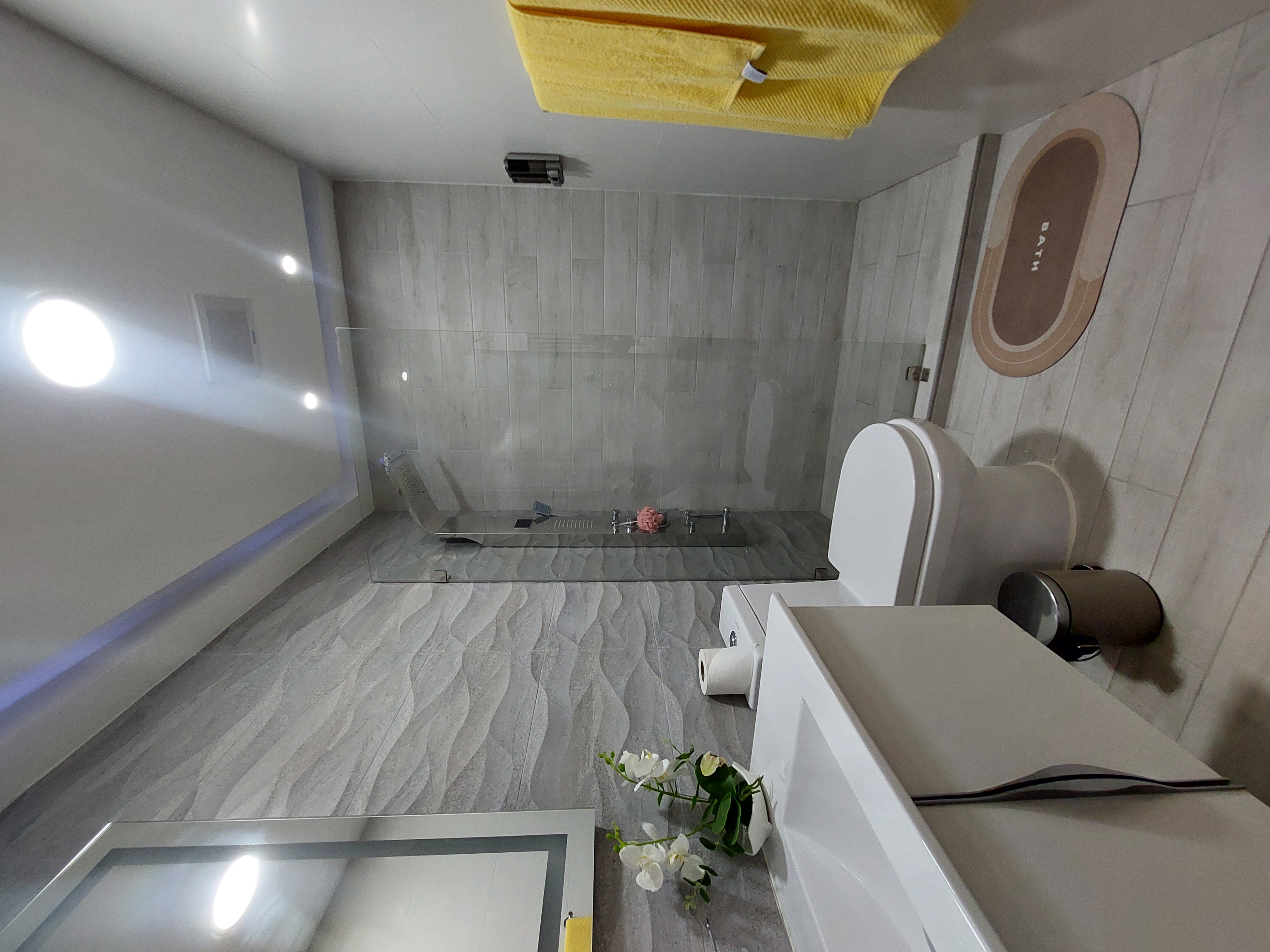 apartamentos - Amueblado completo piso alto en Bella Vista 8