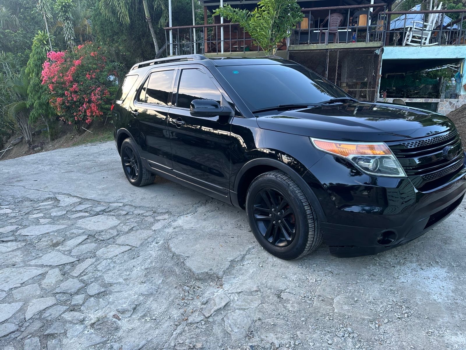 jeepetas y camionetas - se vende Ford Explorer año 2012 2
