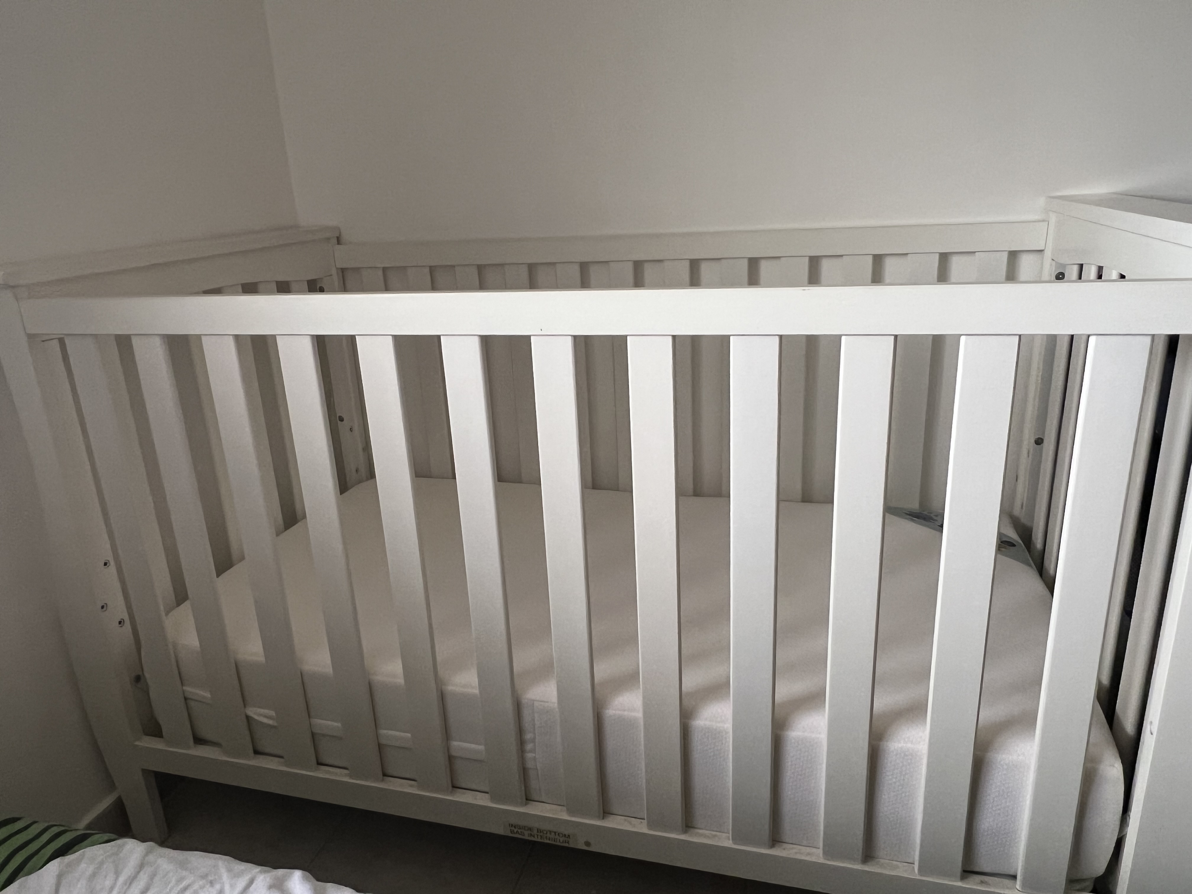 muebles - Vendo cuna con colchón incluido como nueva 0