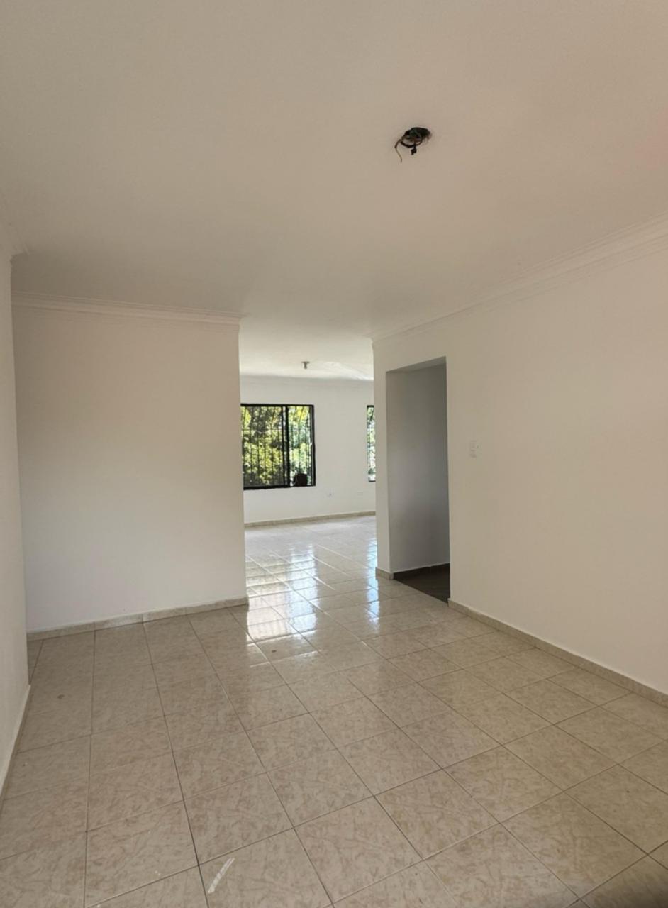 apartamentos - Vendo apartamento en Los Proceres 2