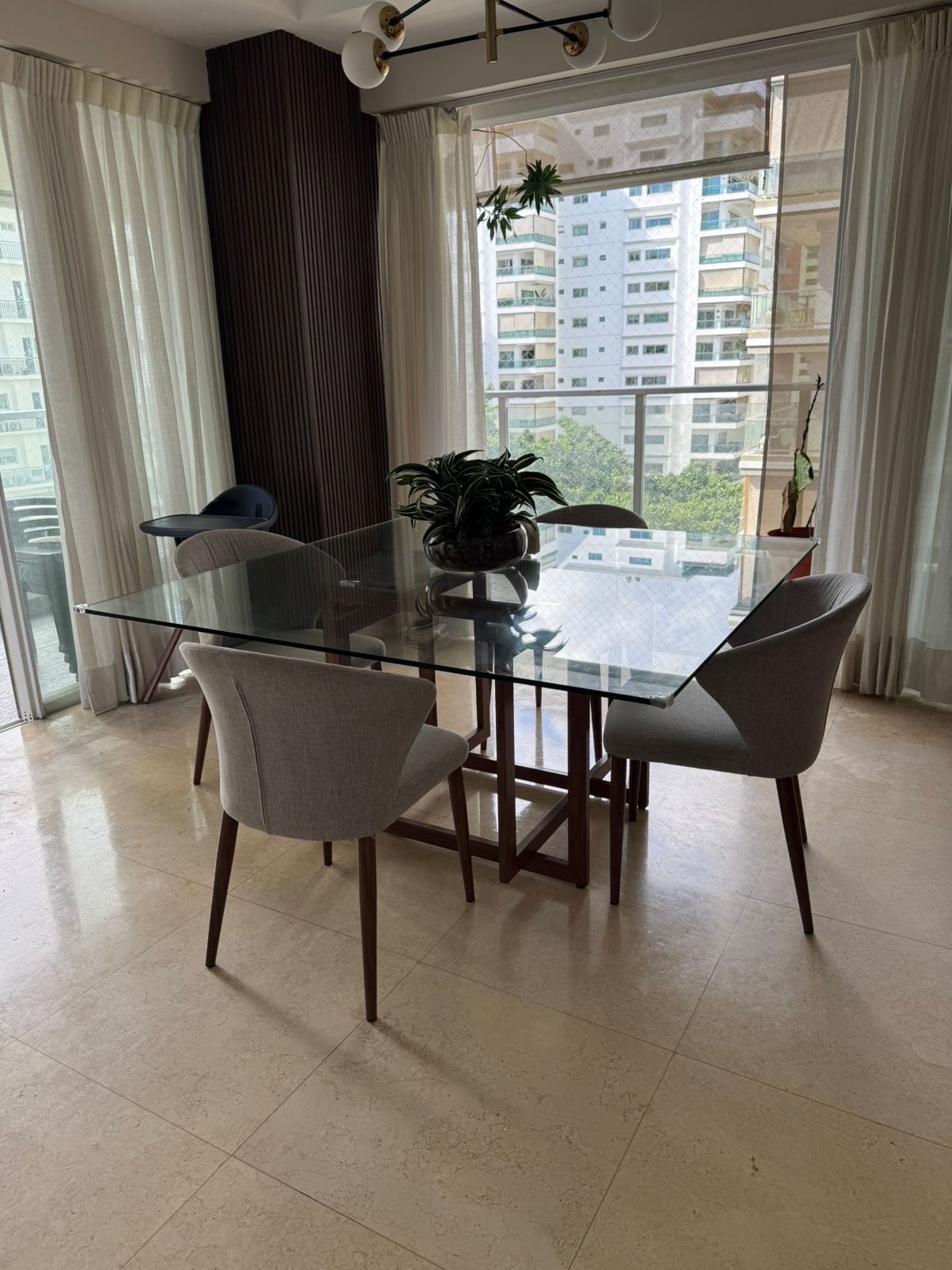 muebles y colchones - Comedor de 4 sillas 0