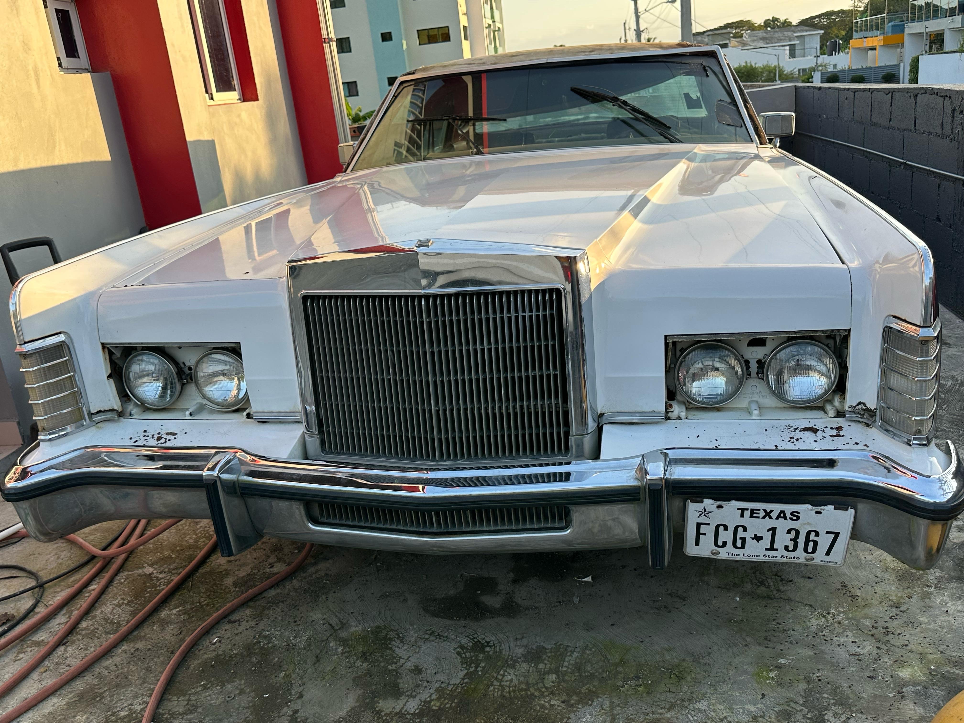 carros - LINCOLN TOWN CAR 1977 2