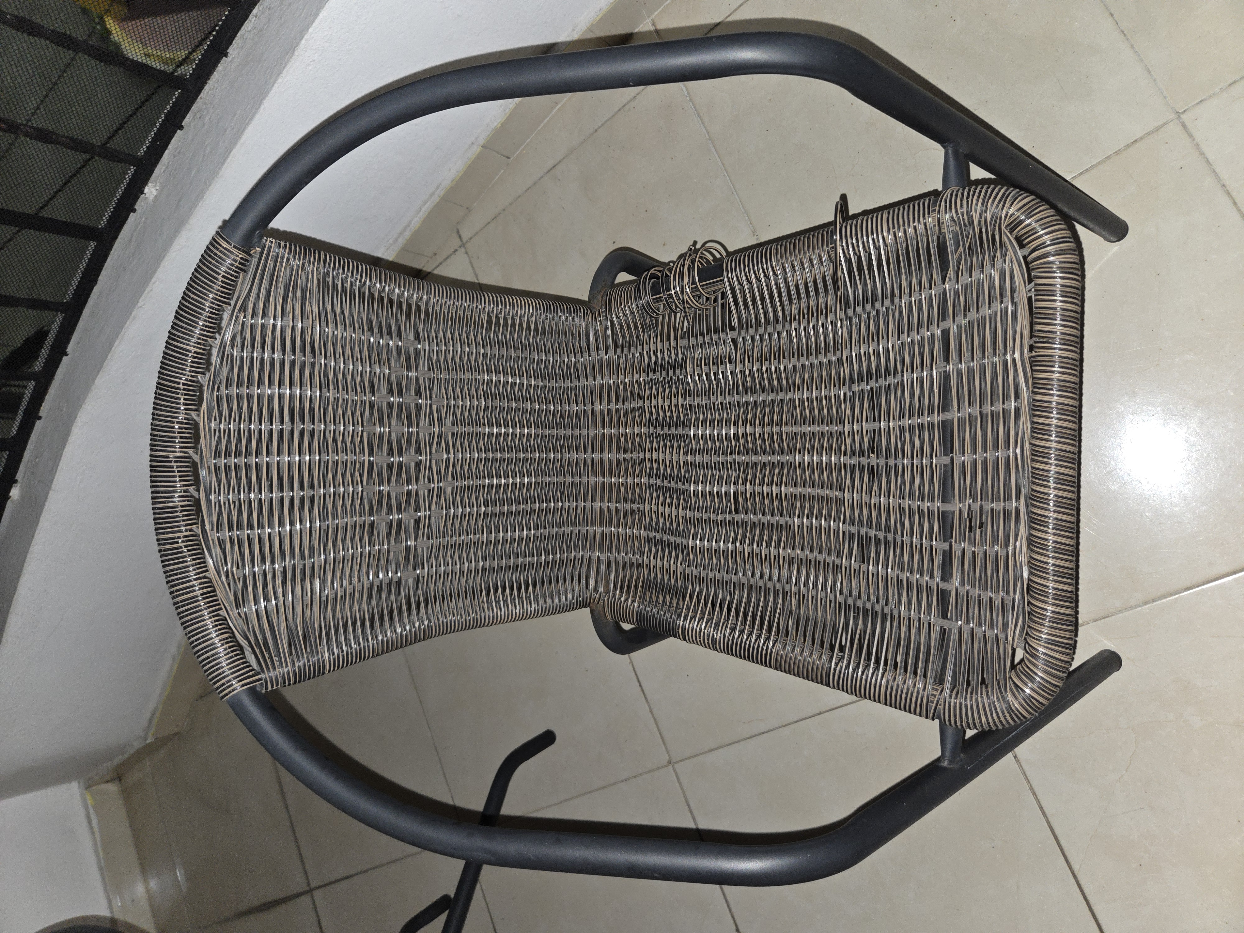 muebles y colchones - Sillas tipo bistró de exterior, precio cada silla 1