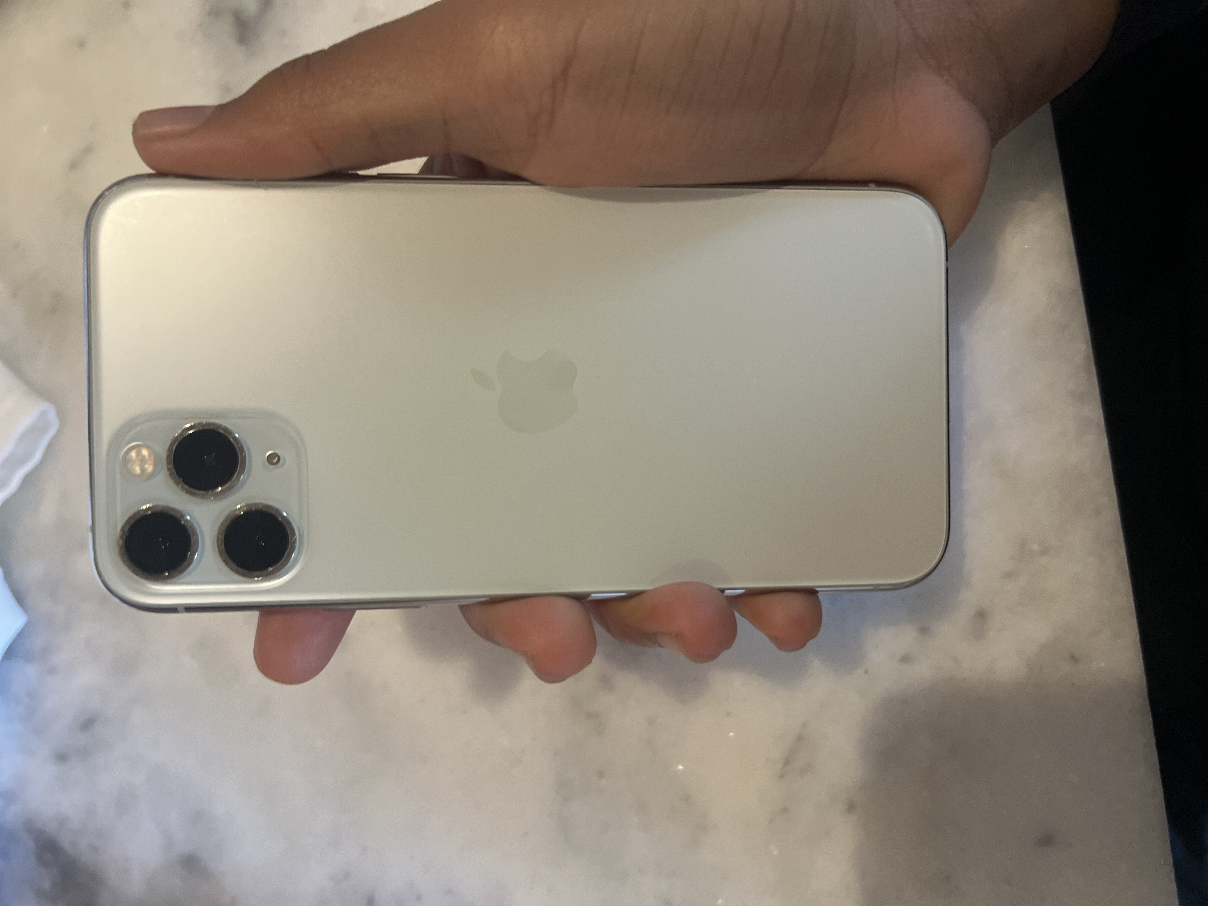celulares y tabletas - iPhone 11 normal 
256gb
color blanco
 0