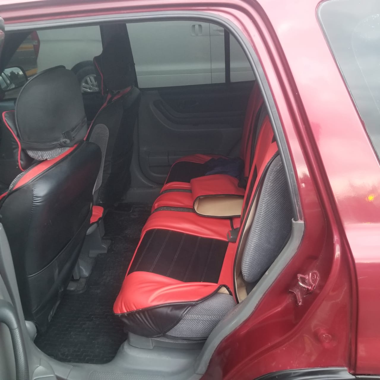 jeepetas y camionetas - Honda crv 2000 Americana 4