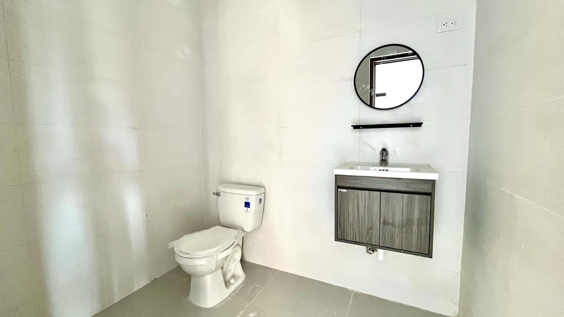 oficinas y locales comerciales - Local Comercial en Alquiler en La Julia, Santo Domingo 8