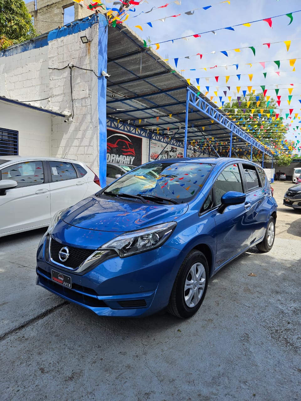carros - NISSAN NOTE 1
