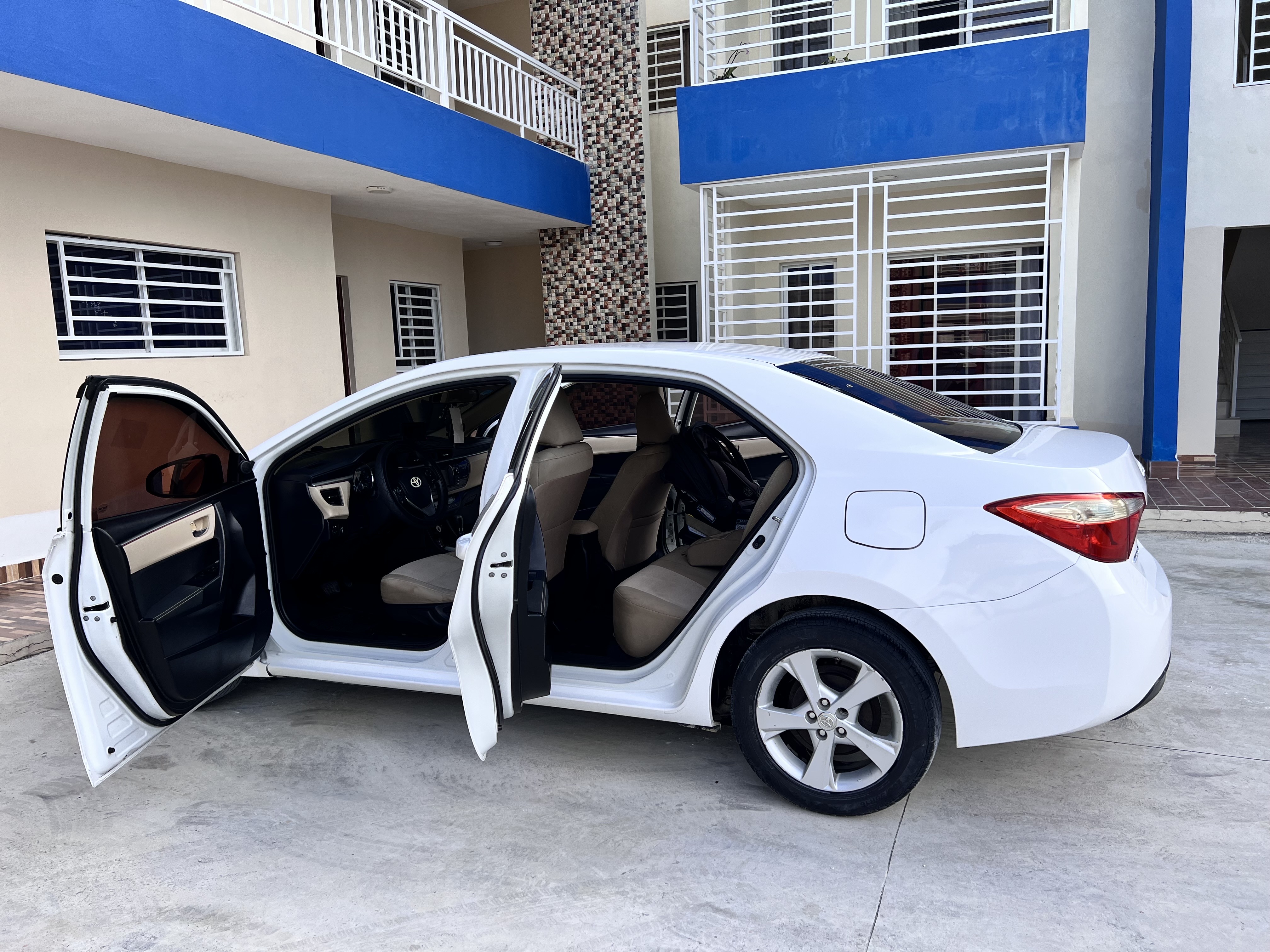 carros - Toyota Corolla 2015
 4
