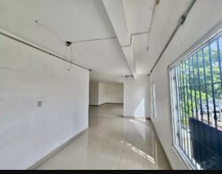 oficinas y locales comerciales - Local comercial en Alquiler, La Julia 5