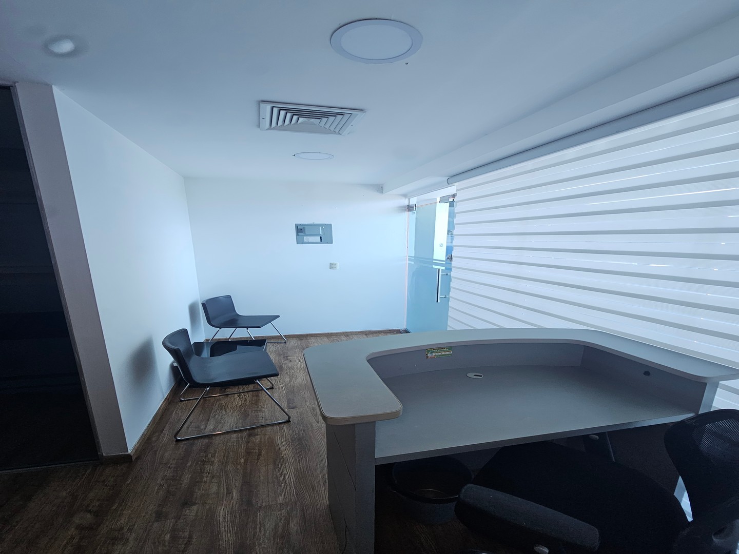 oficinas y locales comerciales - Alquiler de oficina Amueblada 3