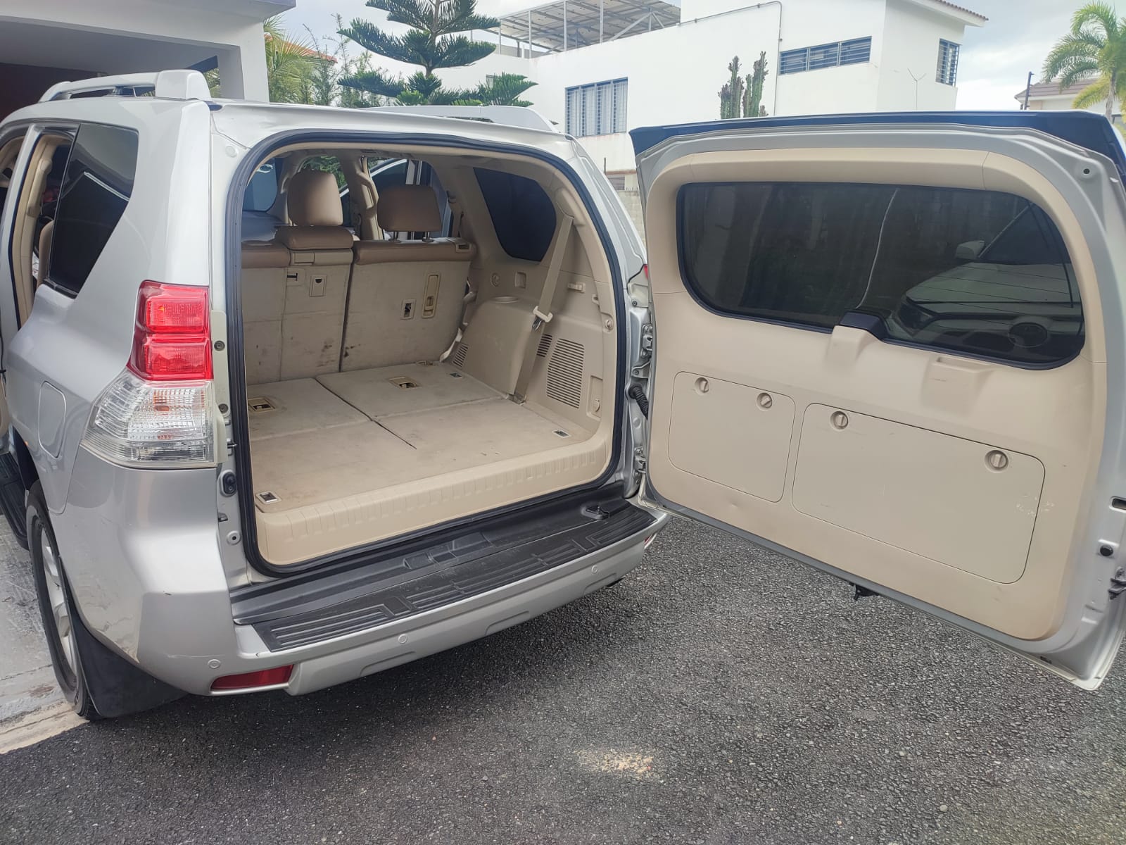 jeepetas y camionetas - De oportunidad, Toyota Land Cruiser Prado 2013  9
