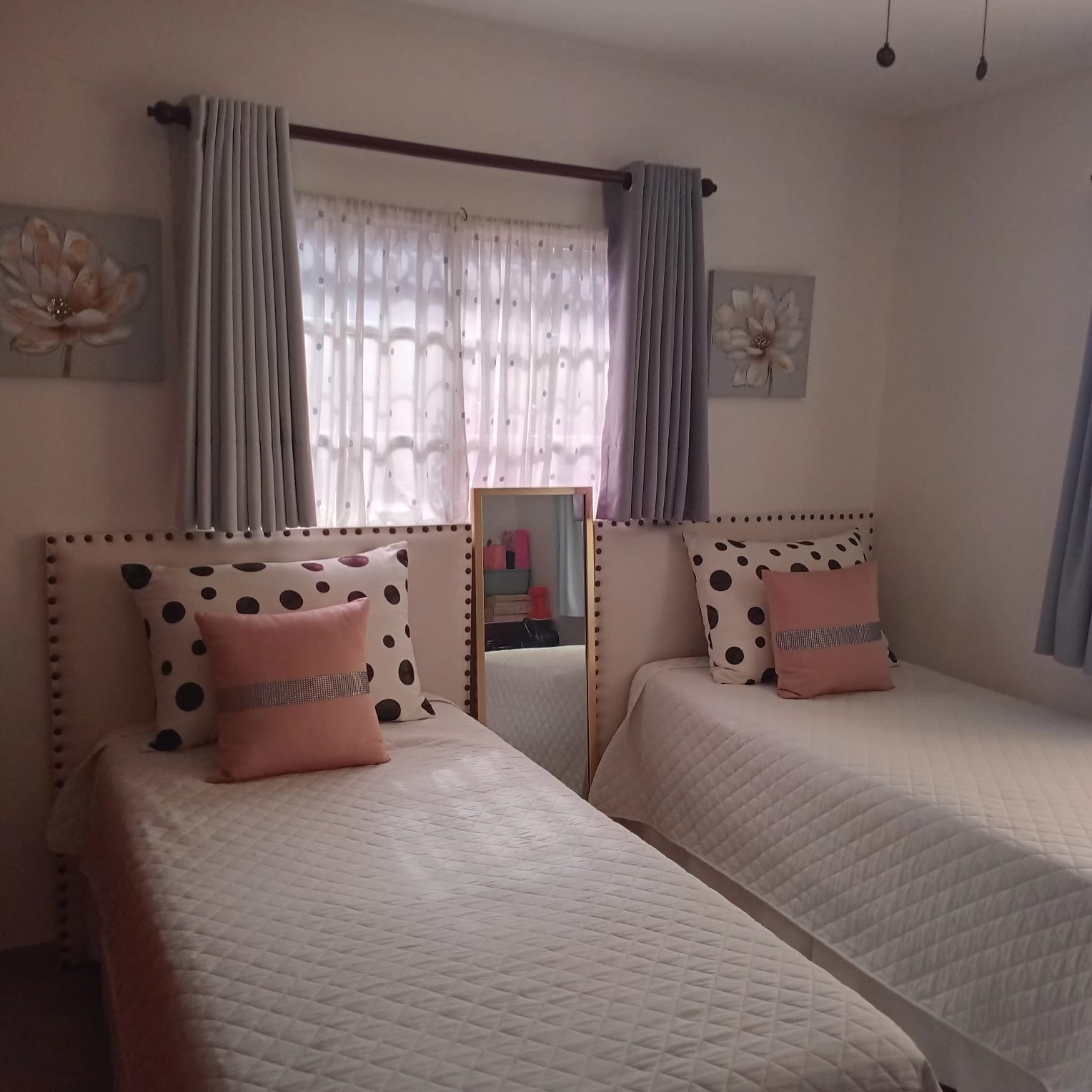 muebles y colchones - COLCHONES CON ESPALDAR TWIN 0