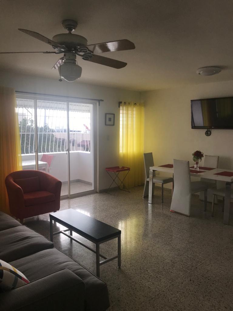 apartamentos - Apartamento en gazcue a 1 minuto de hacienda  4