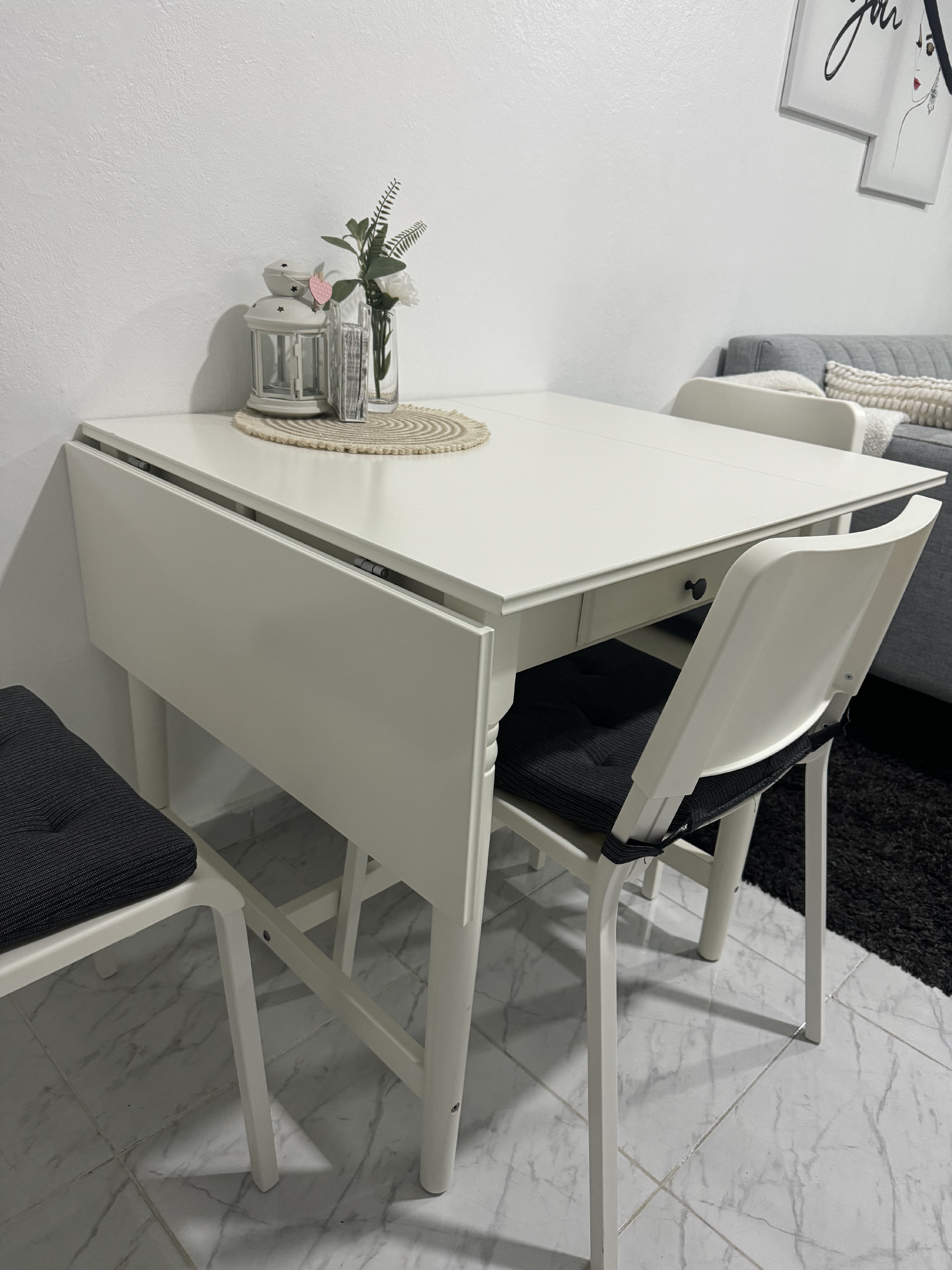 muebles y colchones - Mesa comedor  1