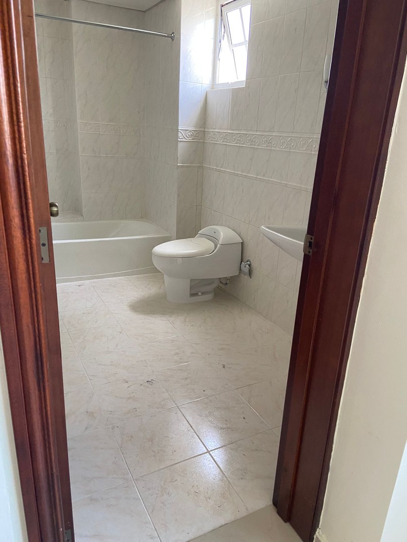 apartamentos - Se vende apartamento en Naco 1