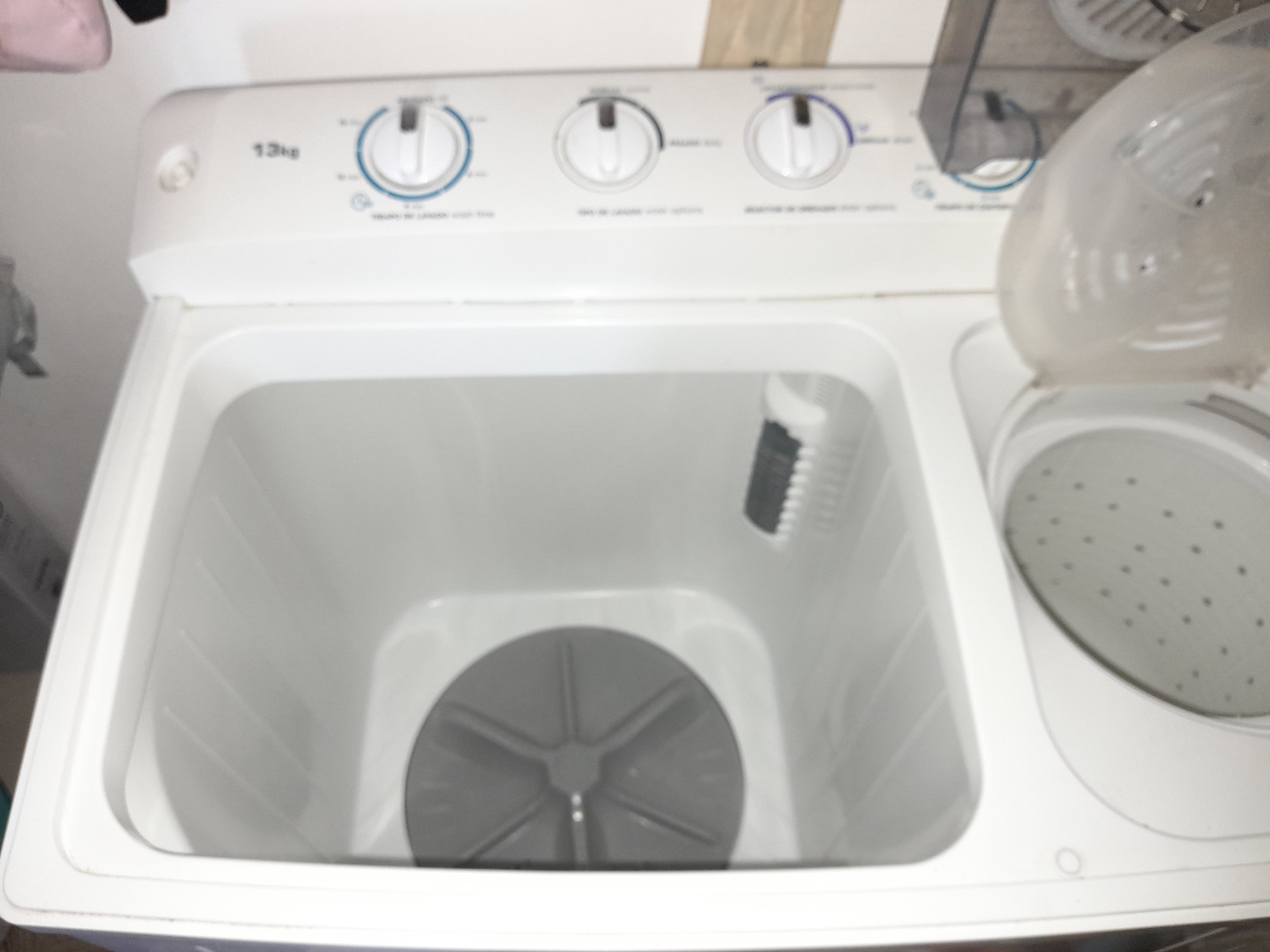electrodomesticos - Lavadora Frigidaire 13 kg (29 lb)