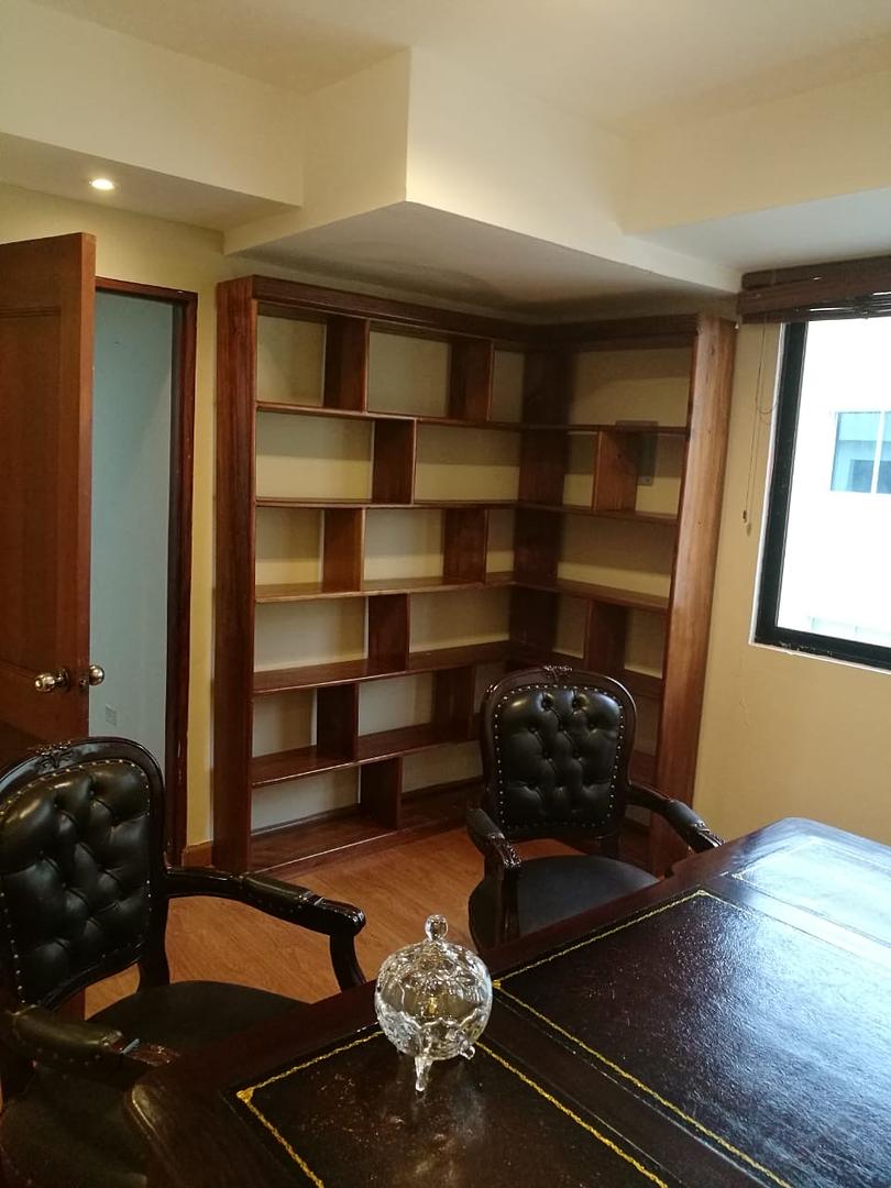 oficinas y locales comerciales - Vendo Local en Gazcue 0