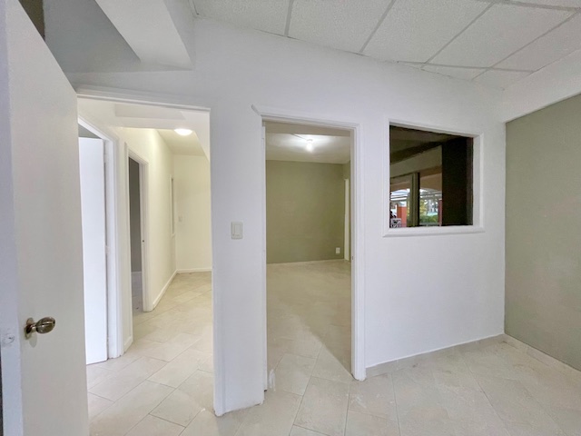oficinas y locales comerciales - LOCAL COMERCIAL LOS CORALES 5