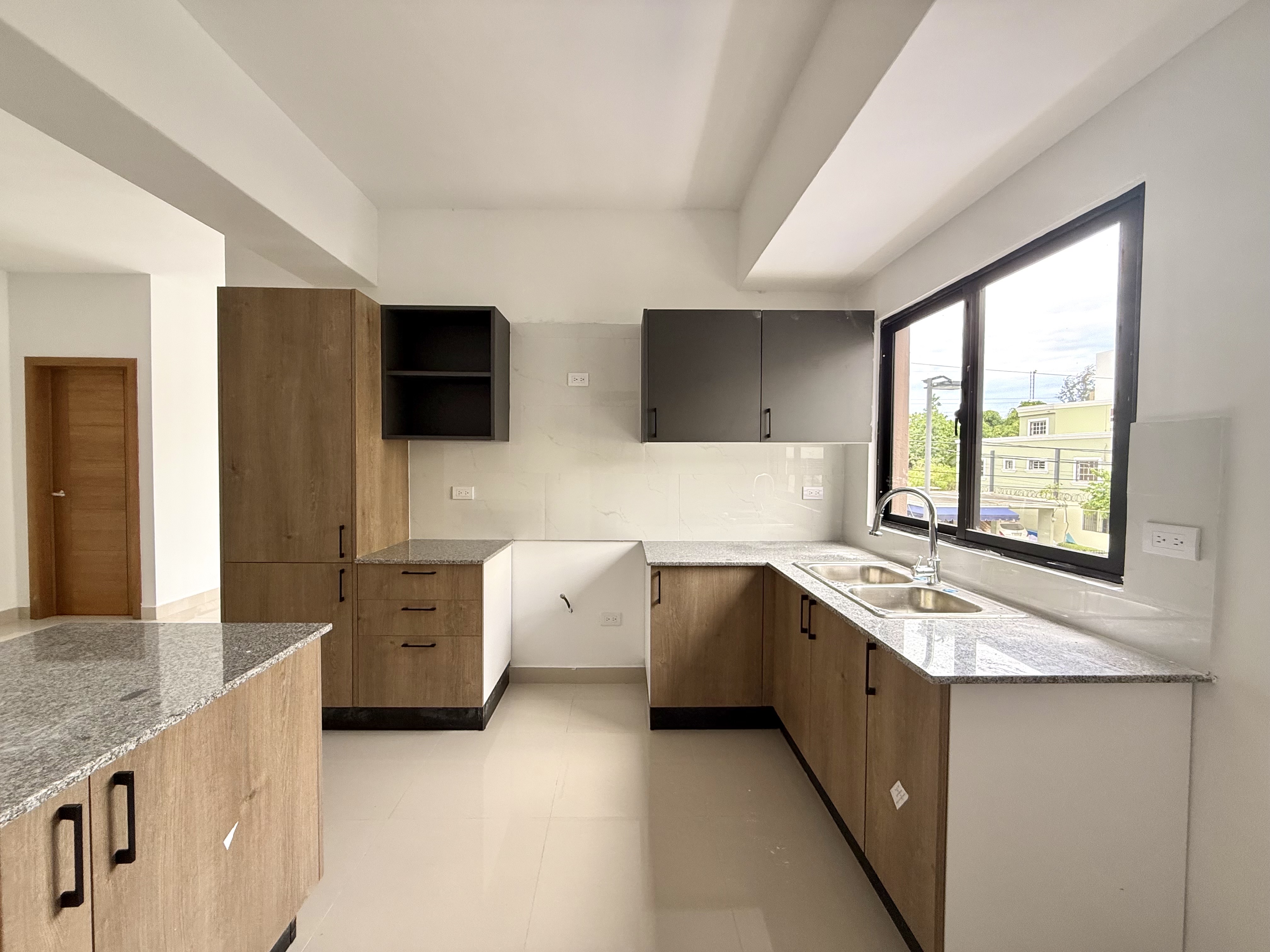 apartamentos - 2da con terraza en venta de 2 habitaciones ubicado en la Avenida Independencia  4