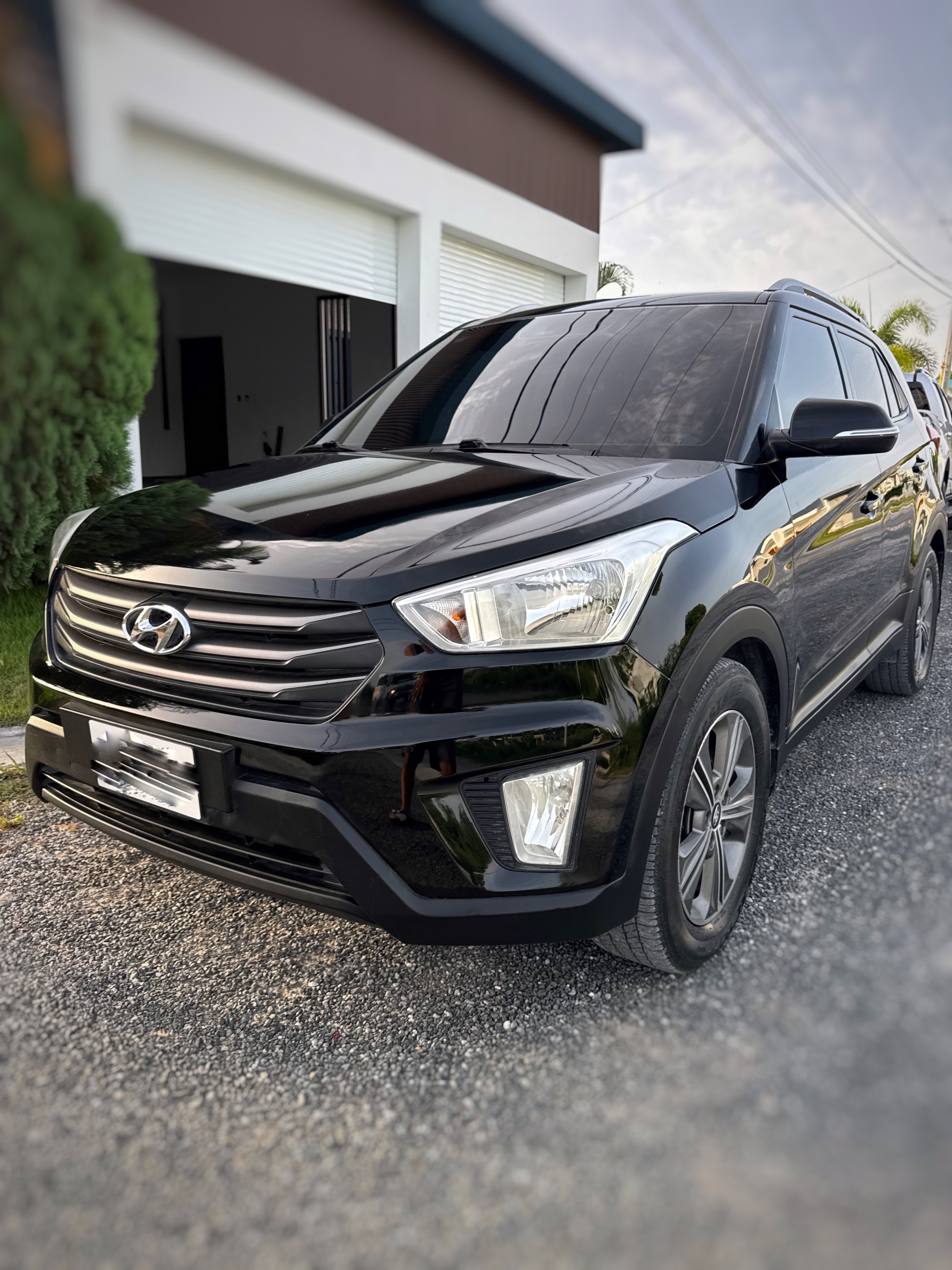jeepetas y camionetas - Hyundai Cantus 2017, excelentes condiciones 0