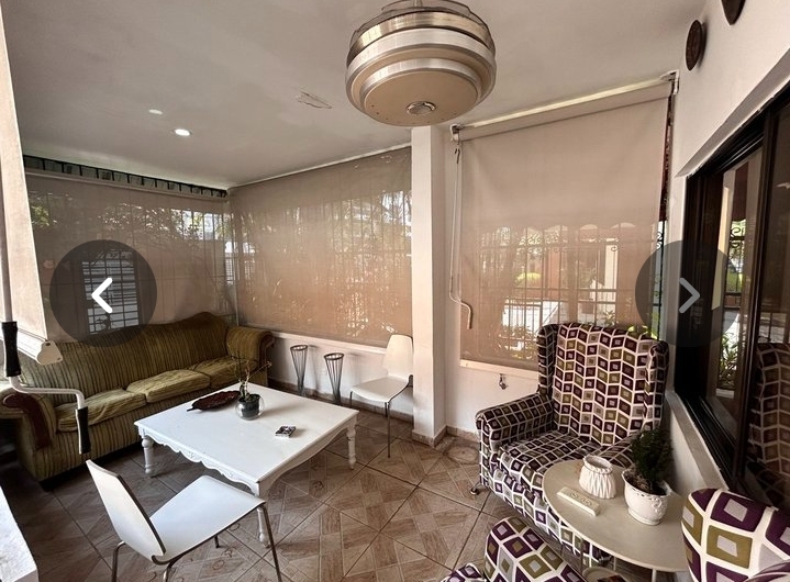 casas - Excelente Casa para vivienda, empresa,  negocio u oficinas en excelente punto  2