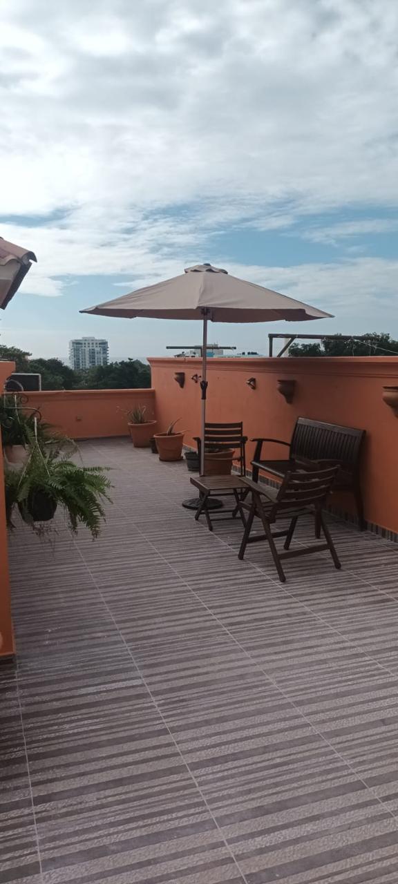 apartamentos - Vendo Coqueto  apartamento en gazcue  derecho a techo